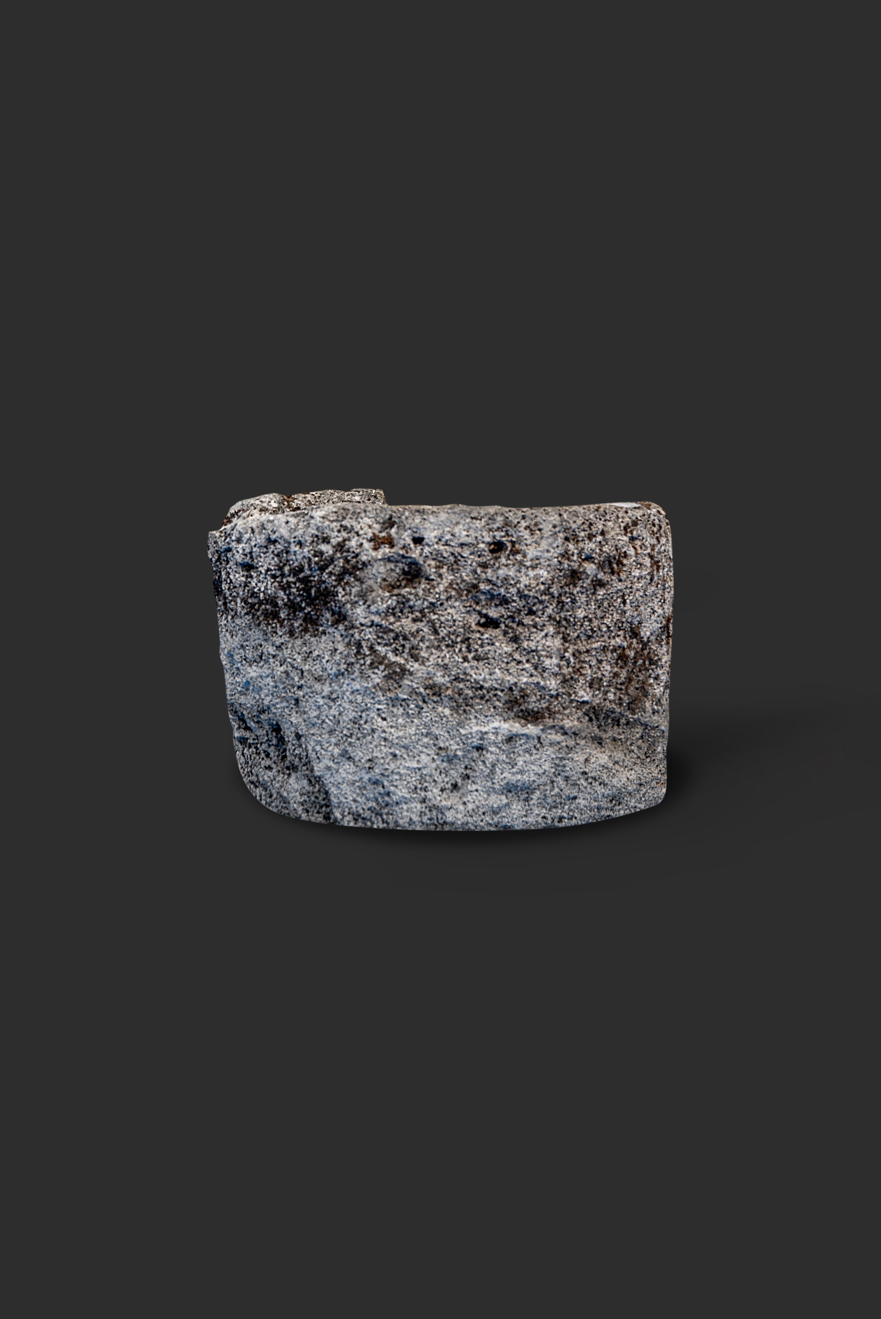 limestone-planter-1004-1