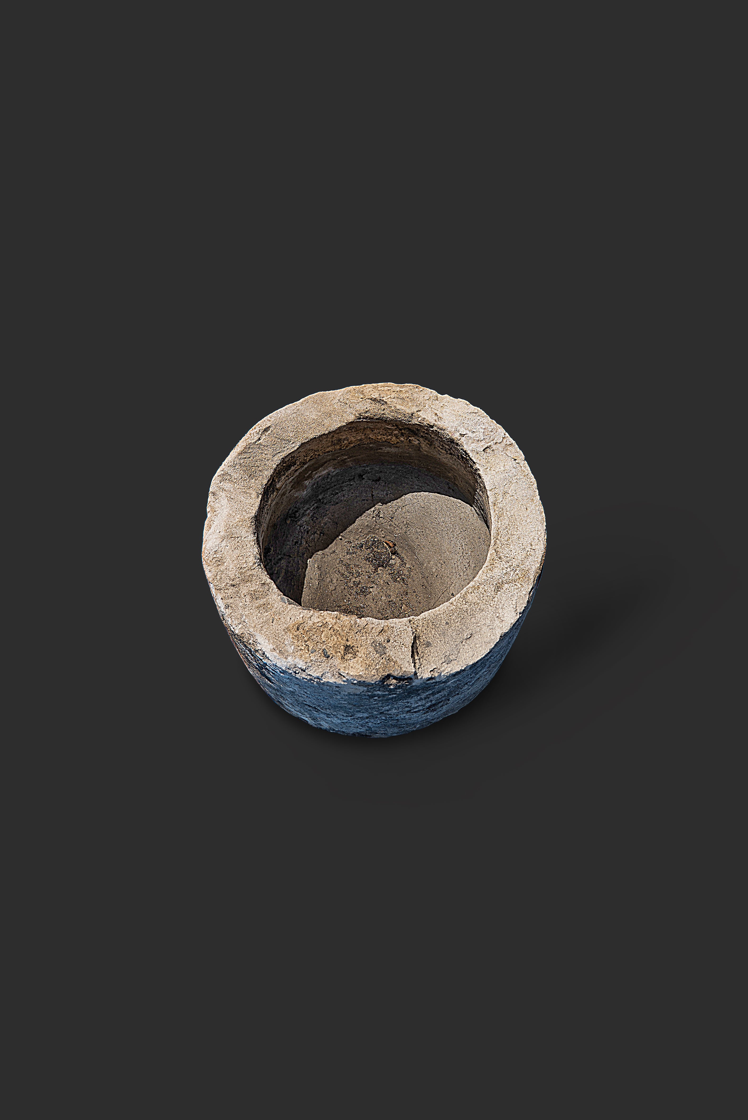 limestone-planter-1035-4