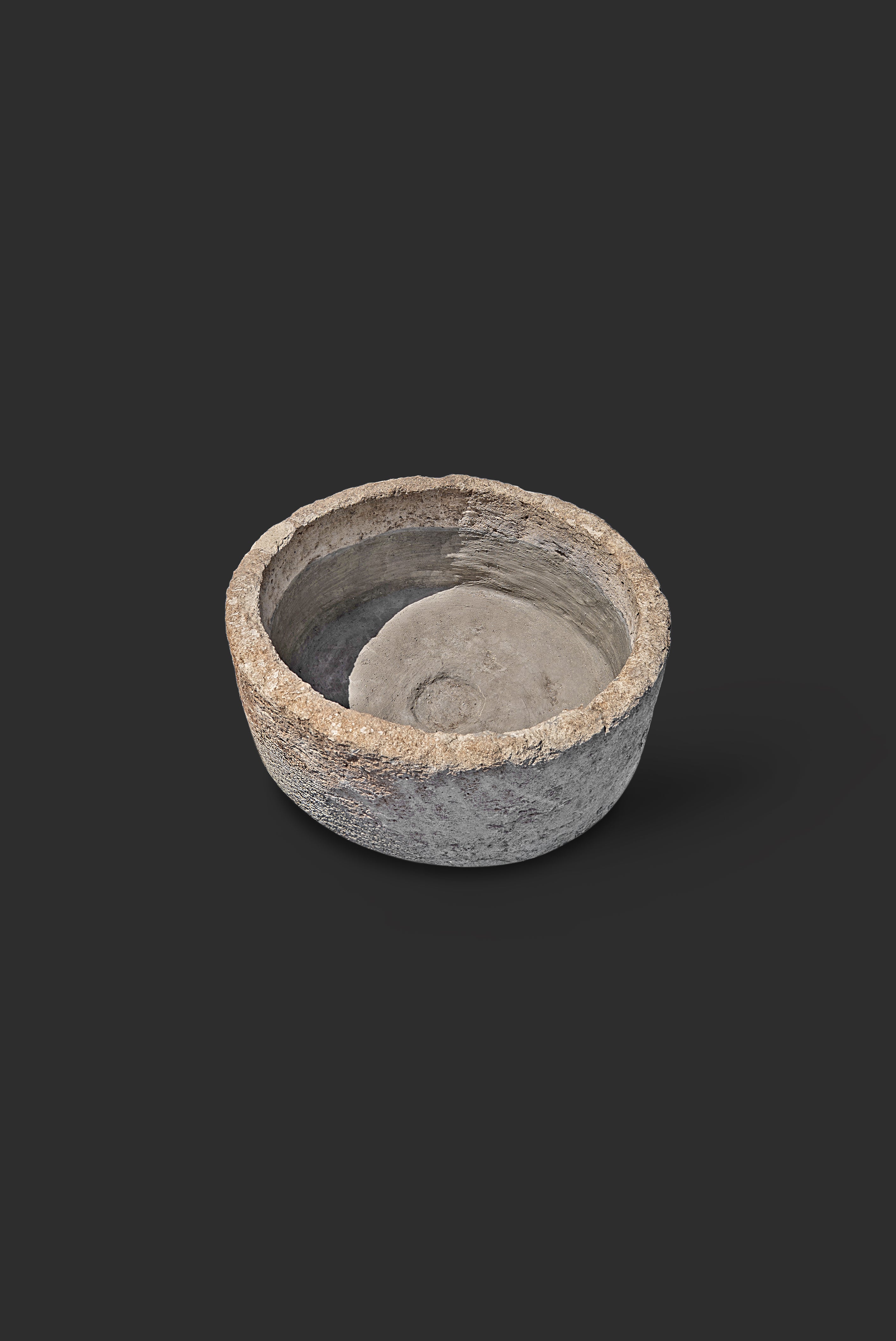 limestone-planter-1044-4