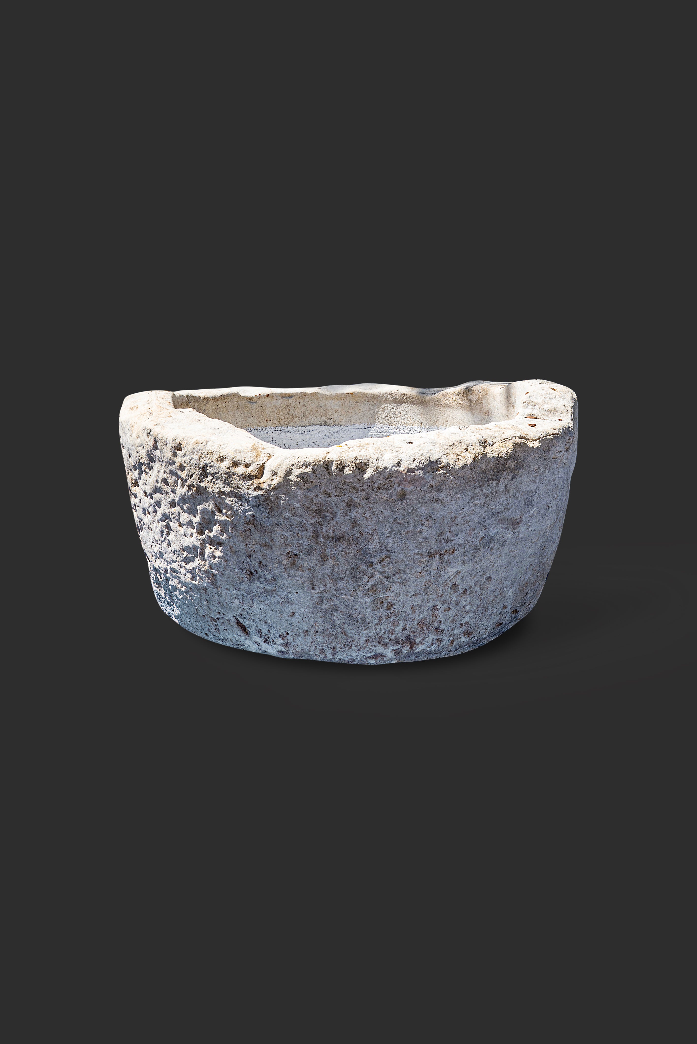 limestone-planter-1066-1
