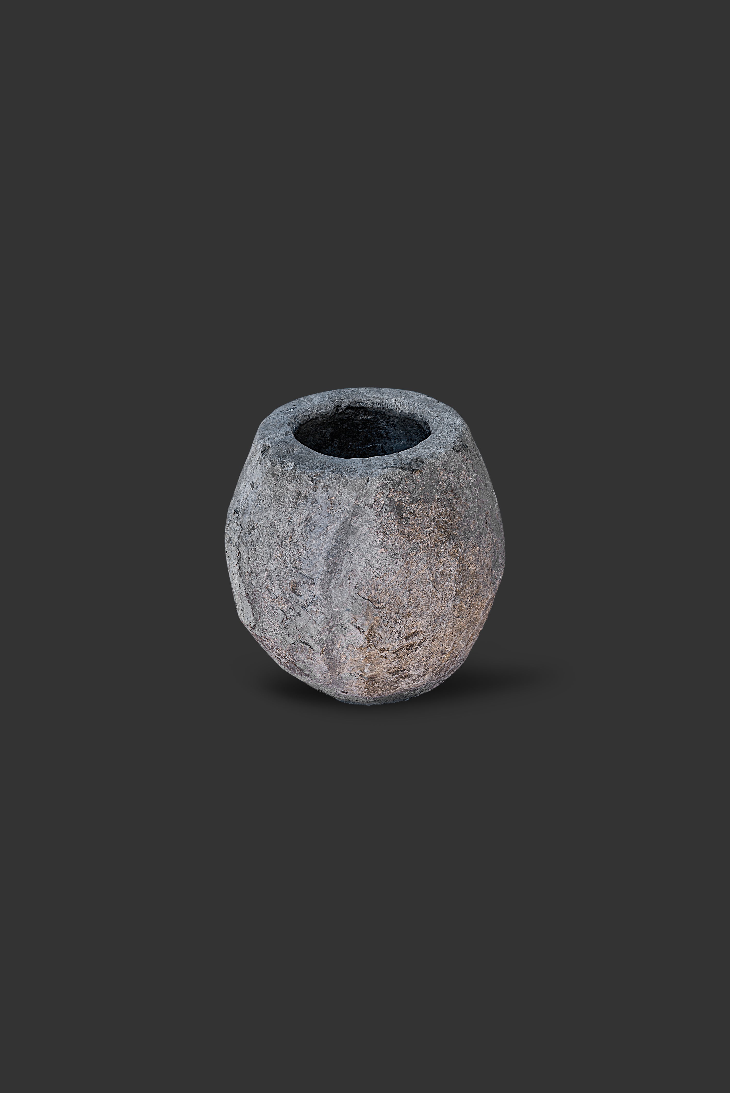 limestone-planter-1072-2