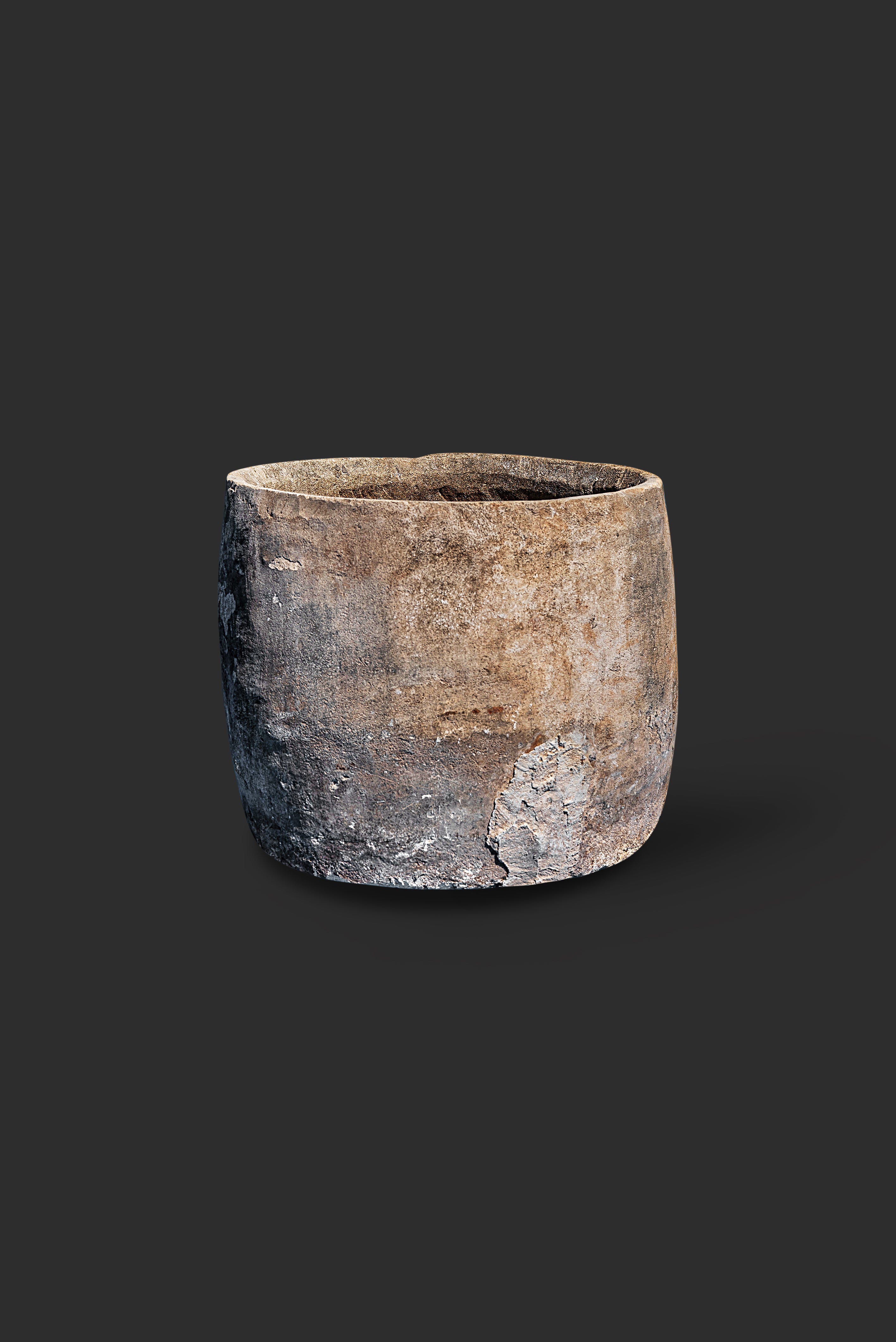 limestone-planter-1008-1