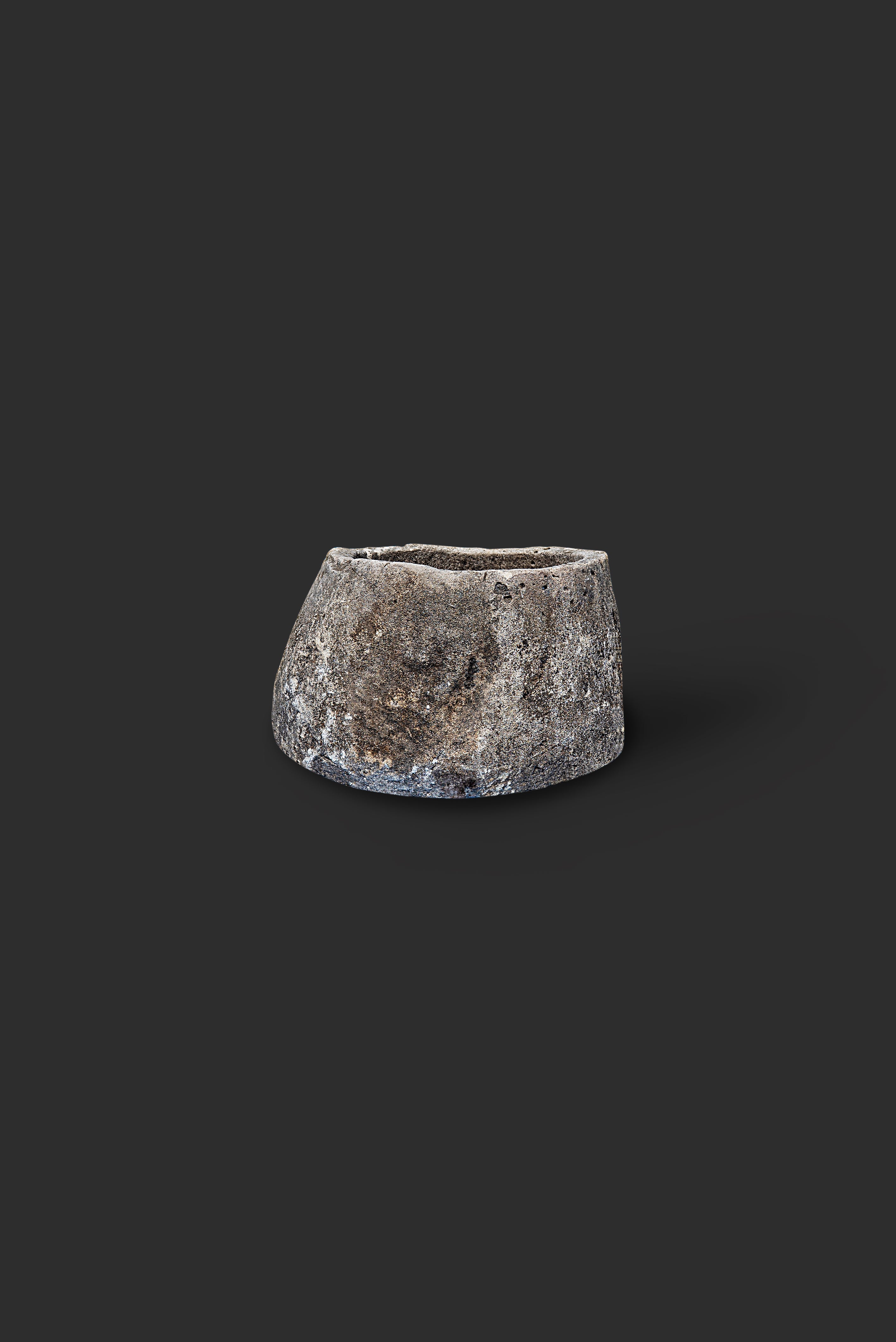 limestone-planter-1077-3