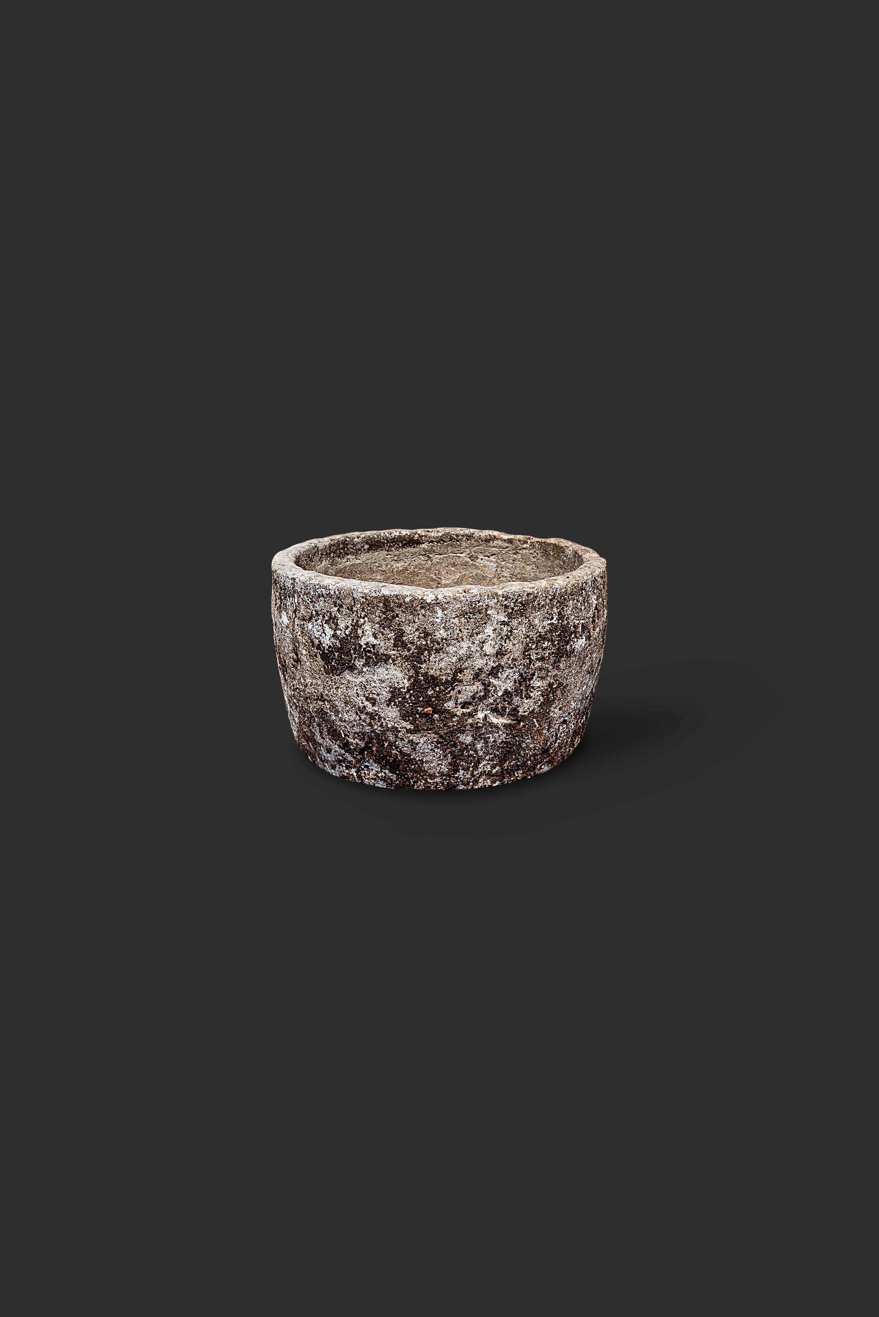 limestone-planter-1079-2