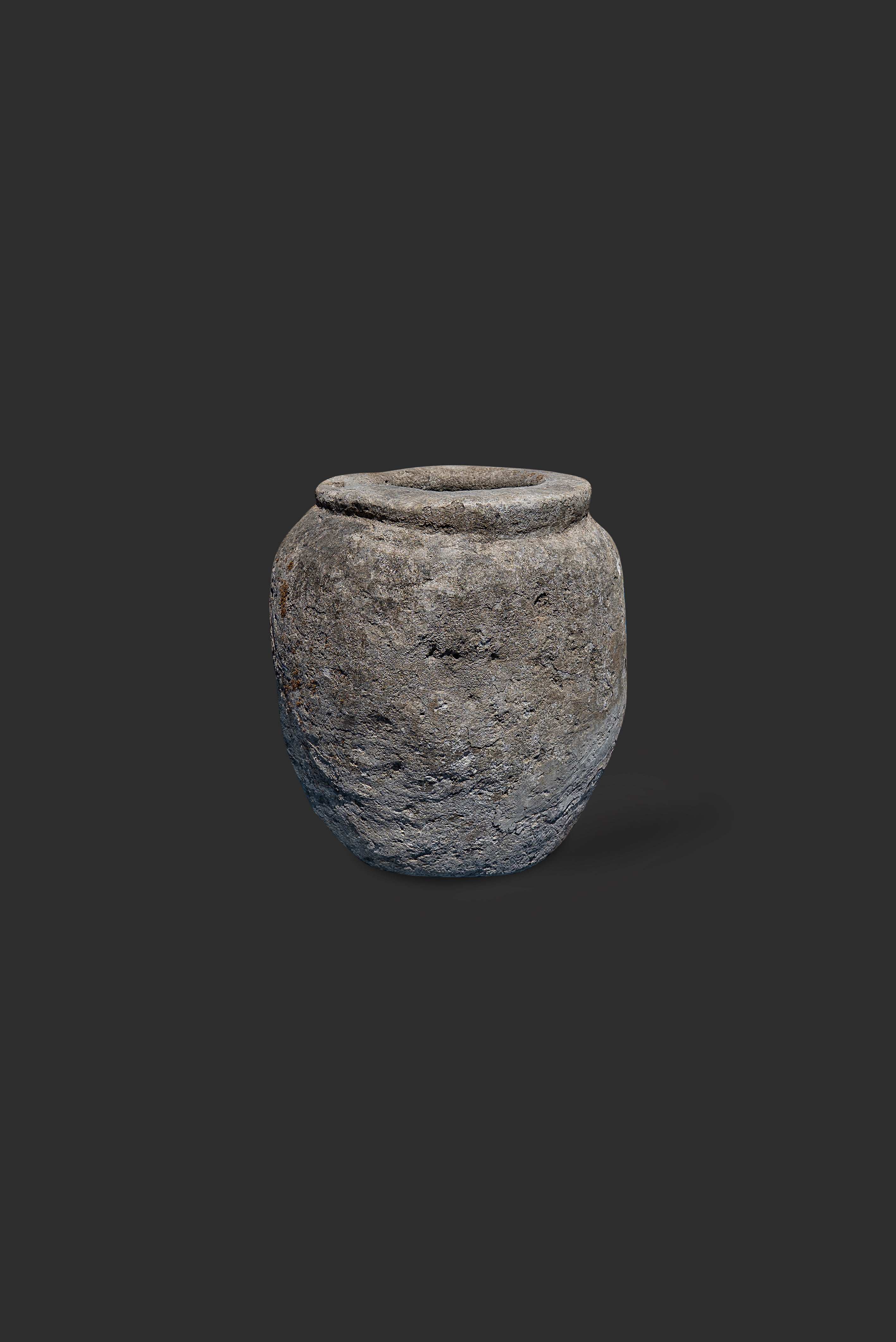 limestone-planter-1083-1