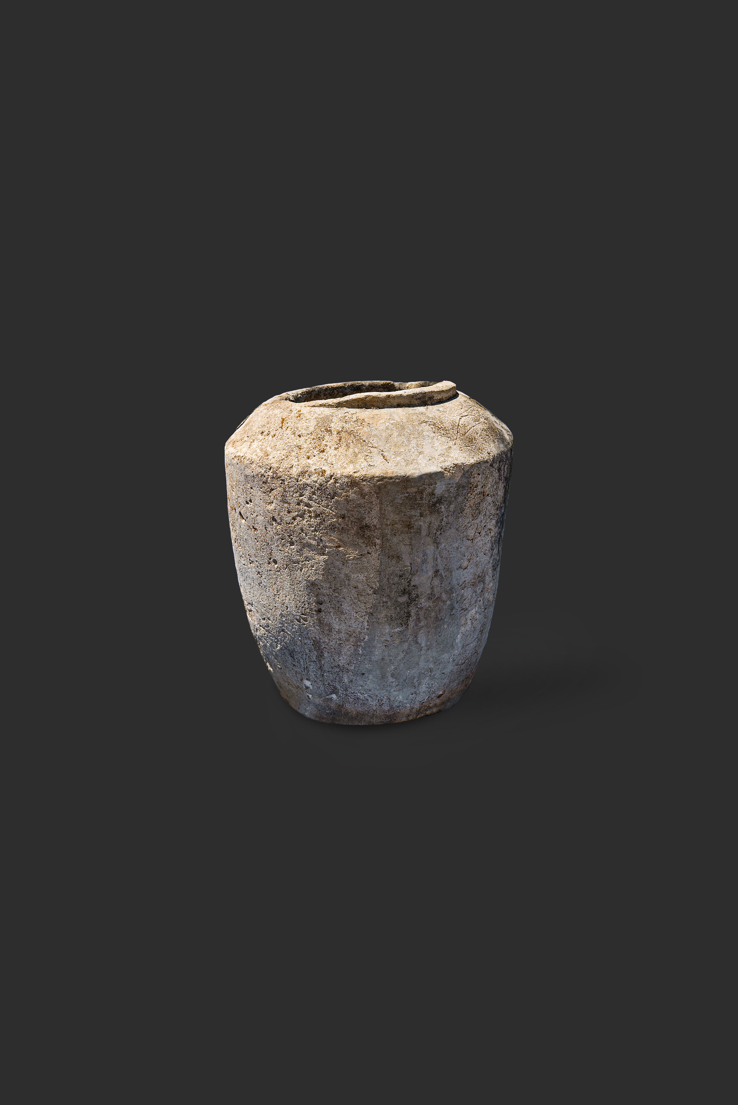 limestone-planter-1093-1