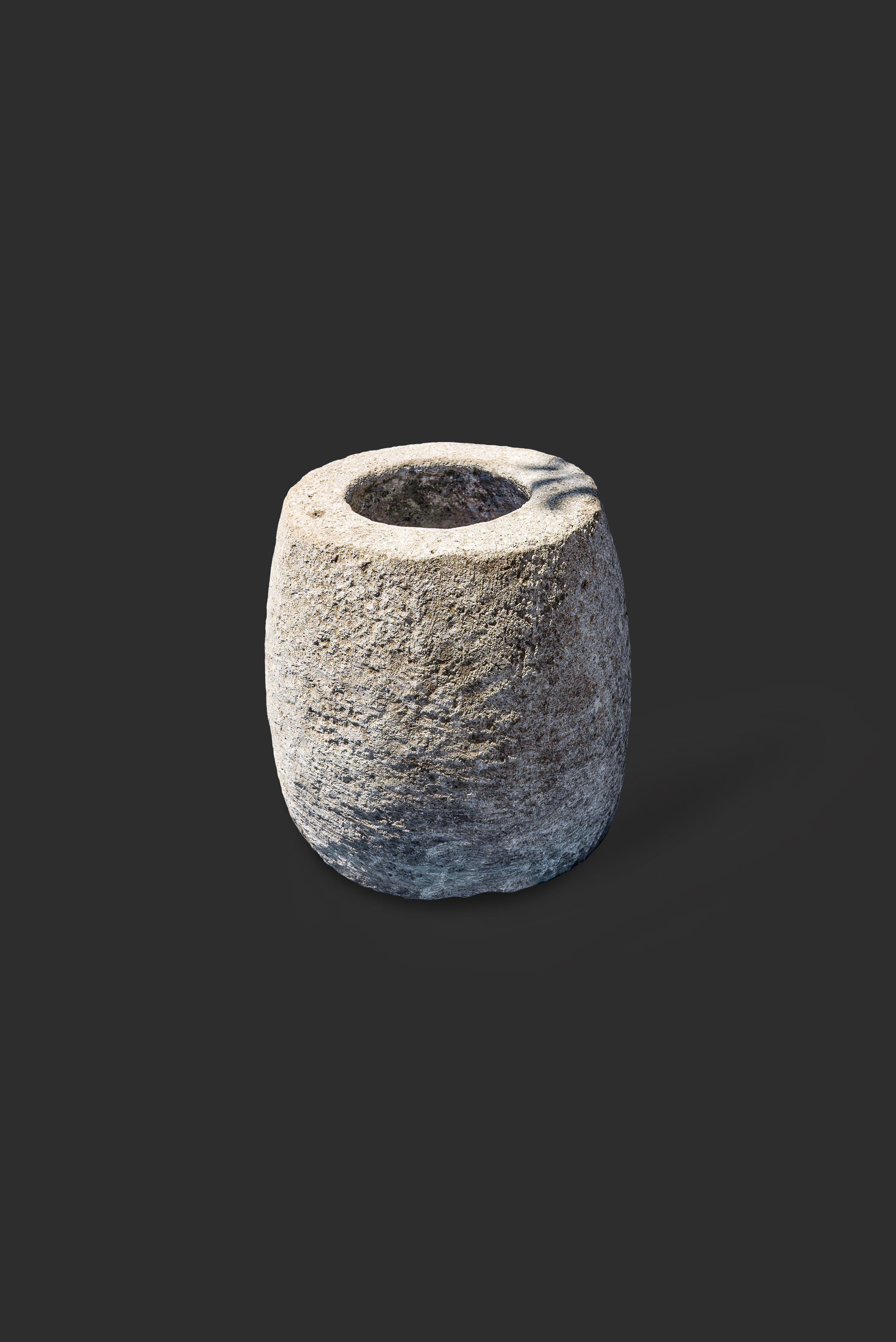 limestone-planter-1094-2