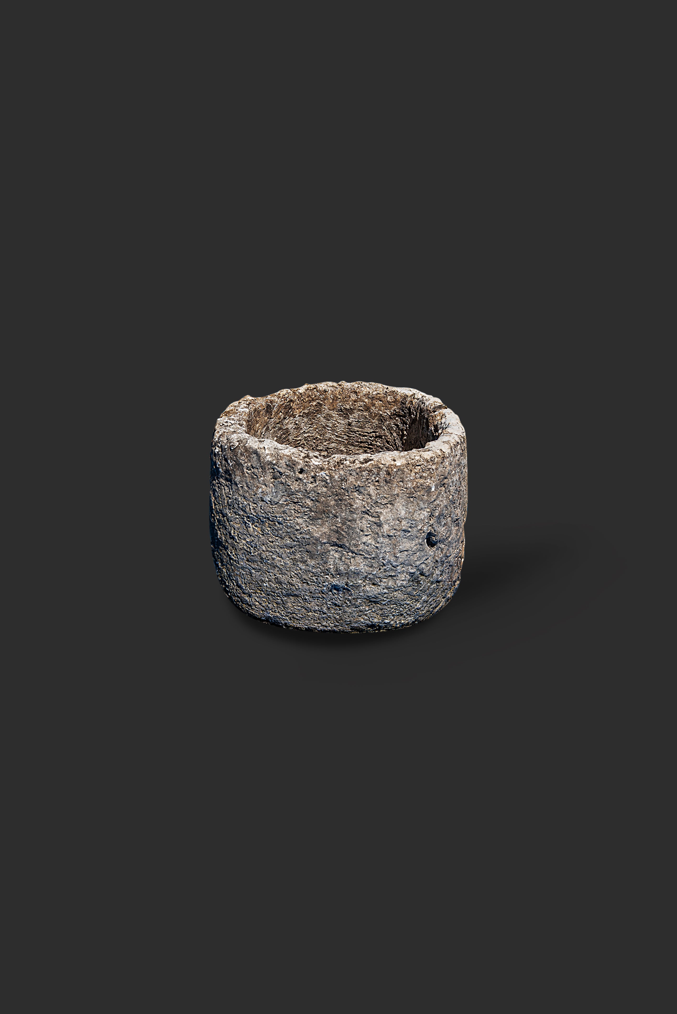limestone-planter-1012-2