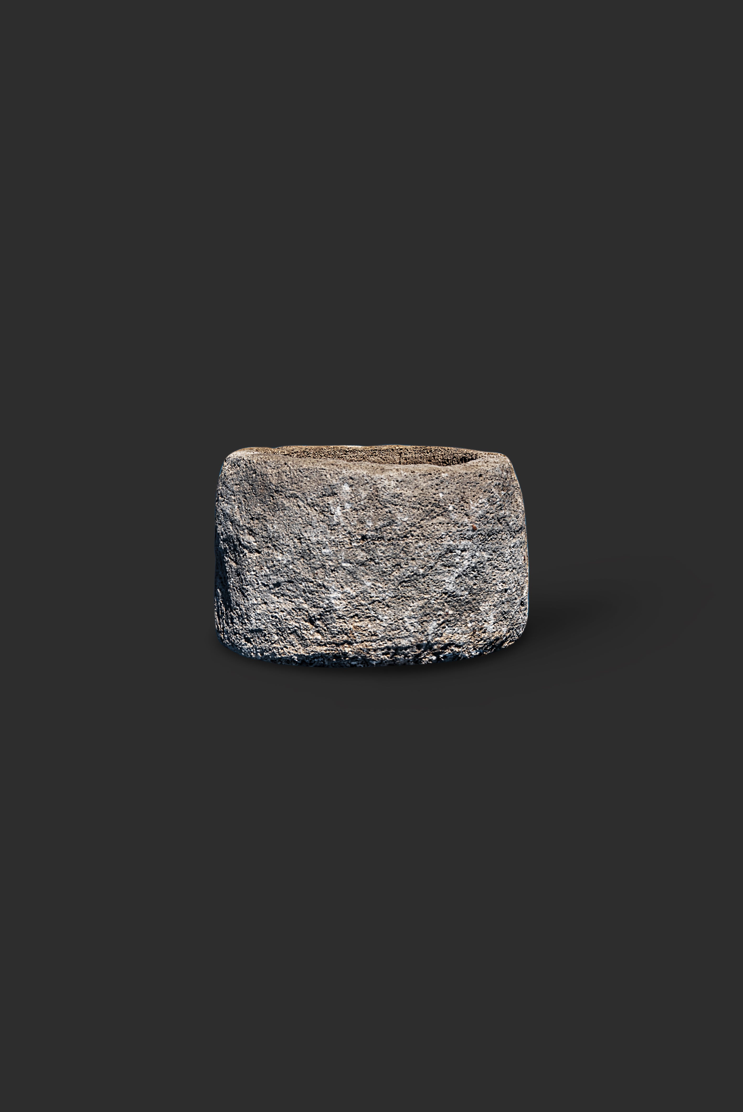limestone-planter-1016-1