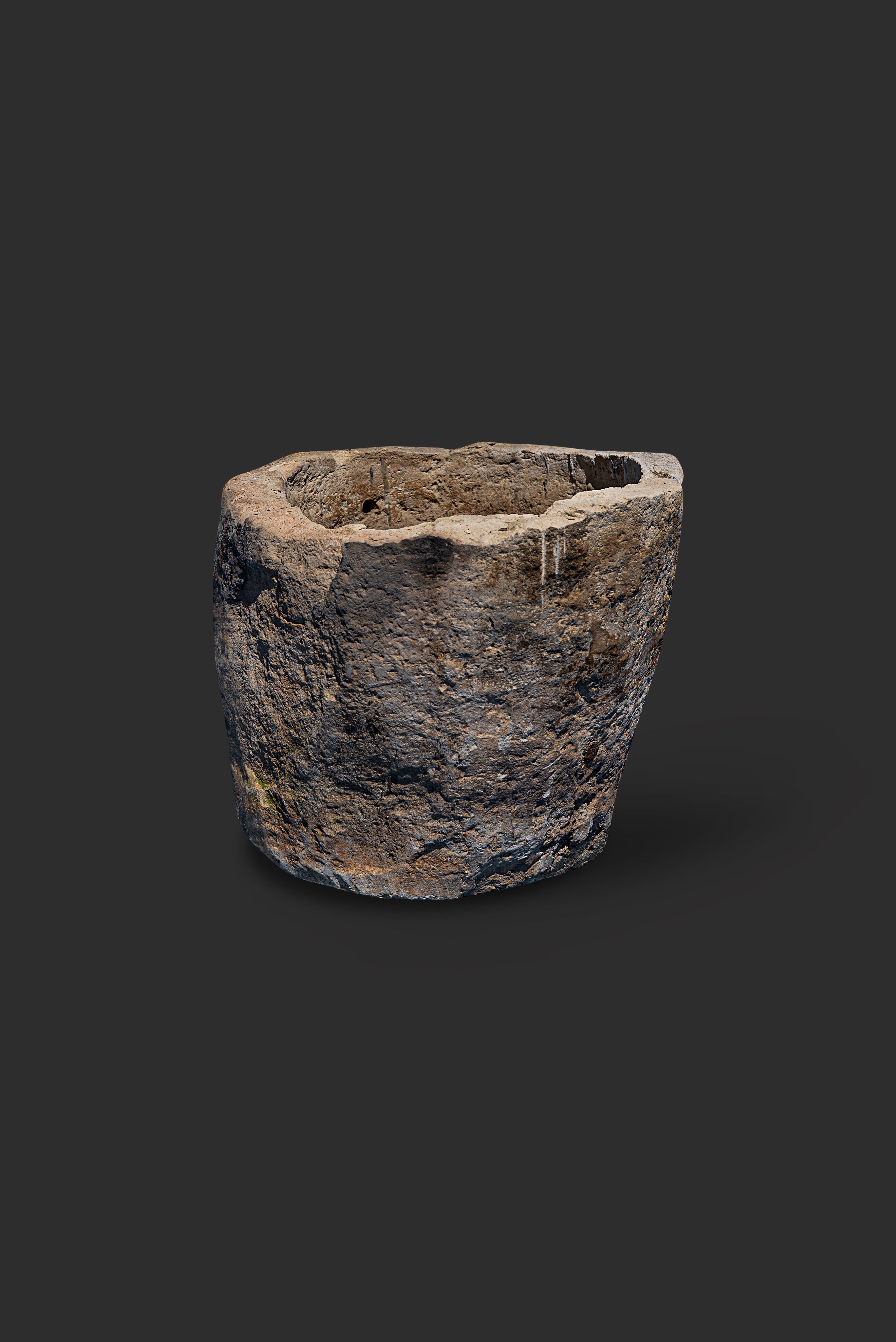limestone-planter-1019-2