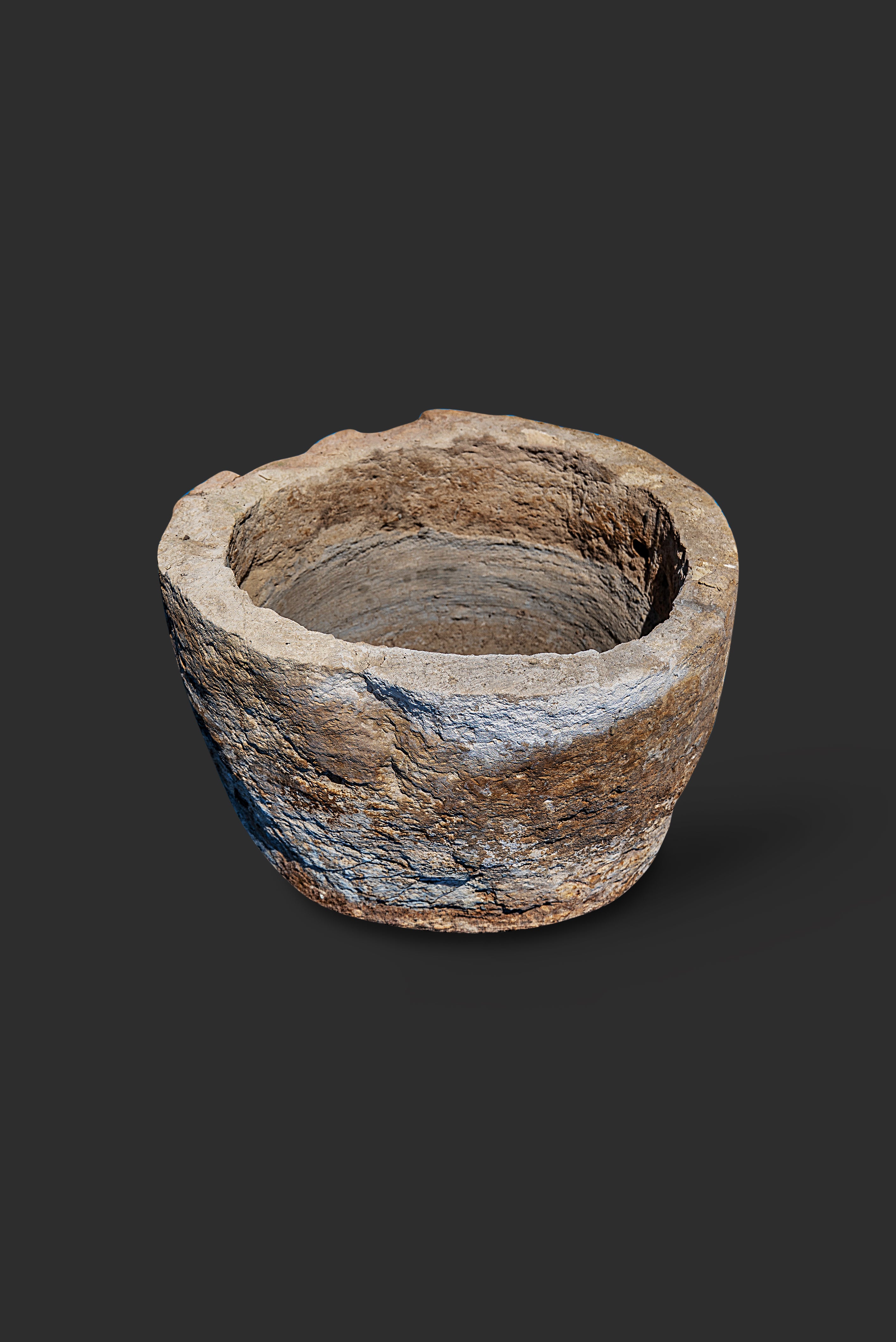 limestone-planter-1019-4