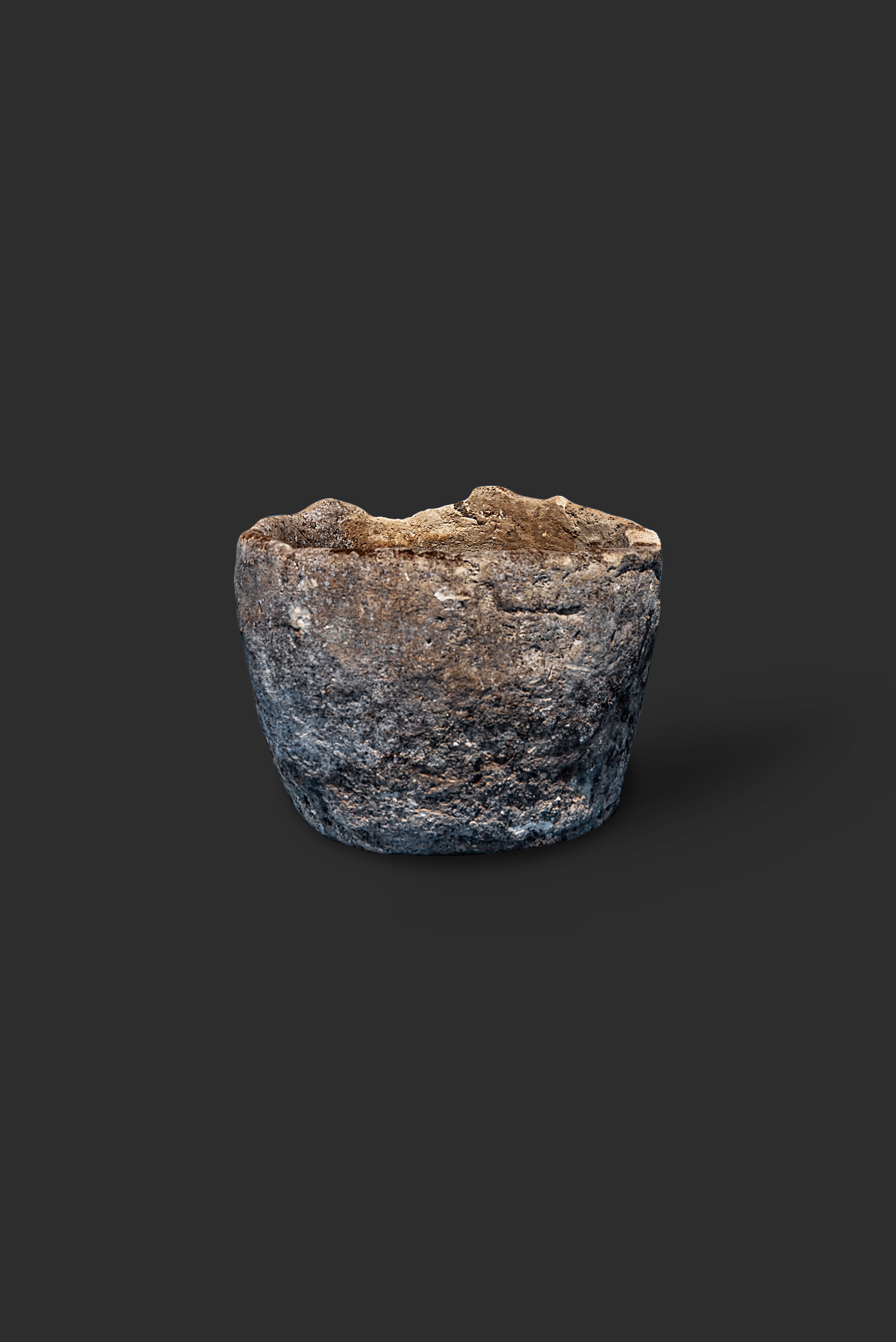 limestone-planter-1025-2