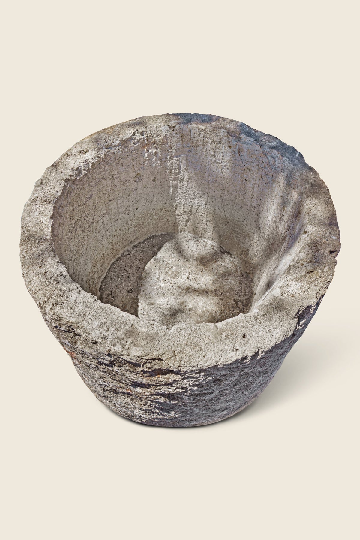 Limestone 2028 planter