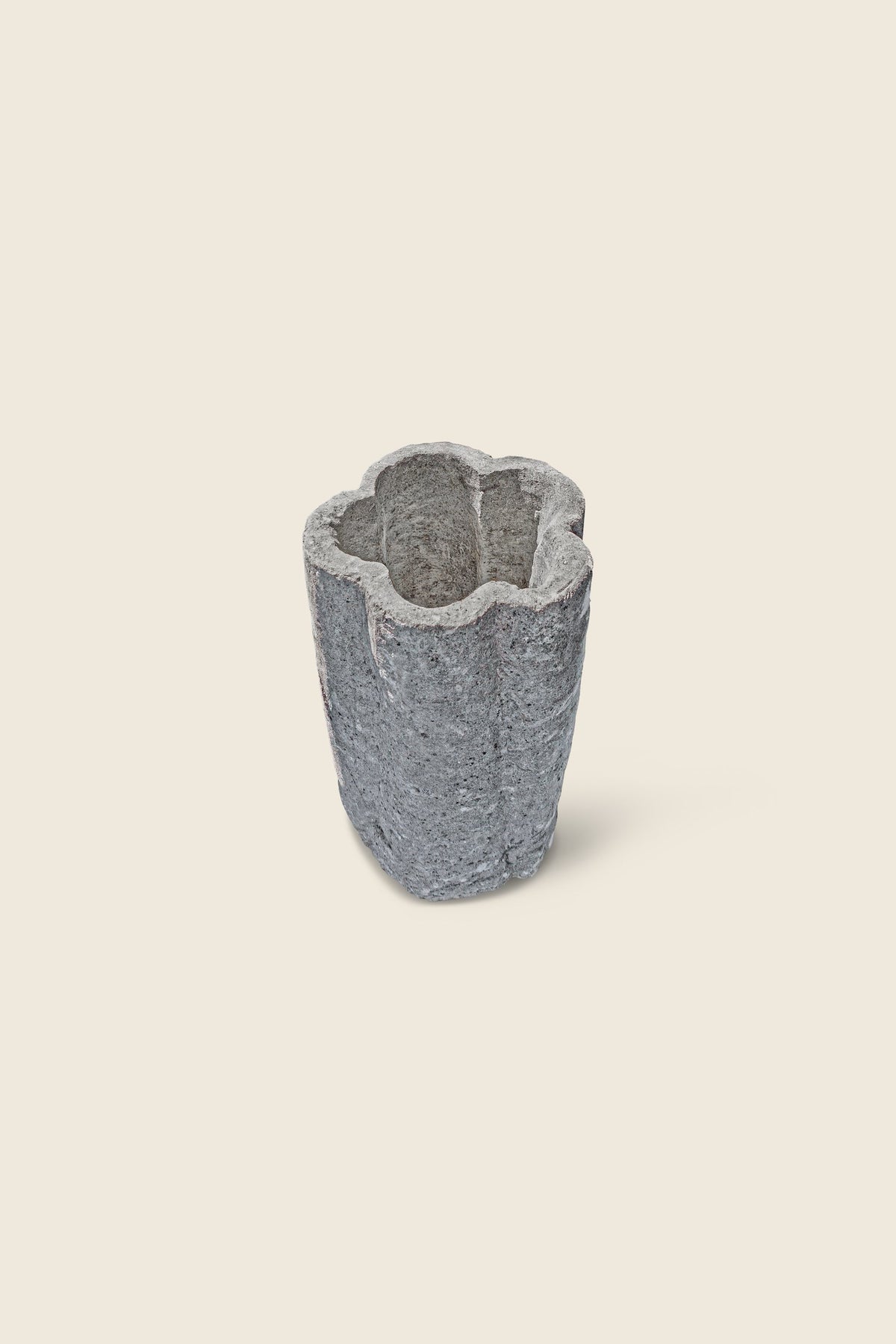 Limestone 2062 planter