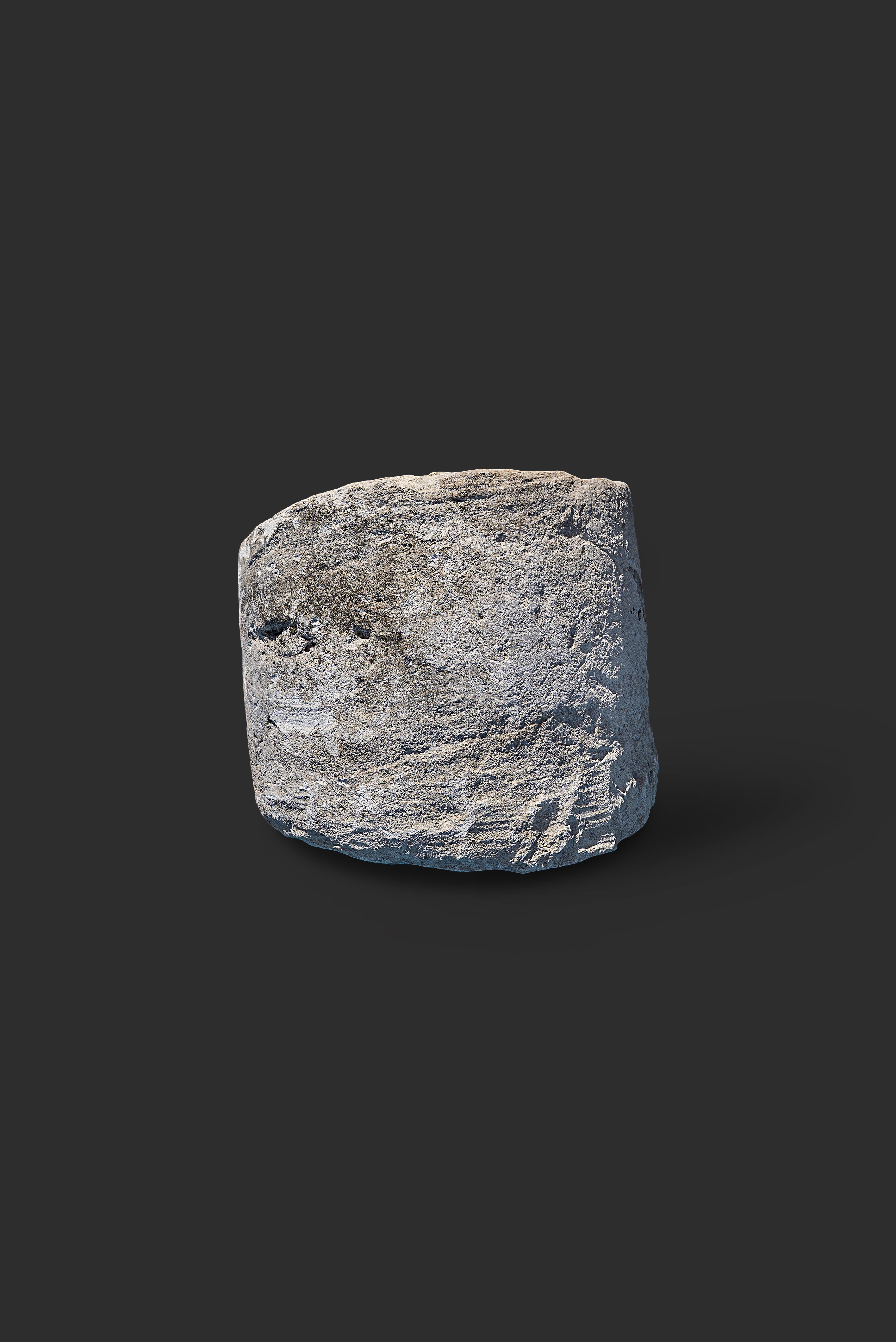 limestone-planter-1035-3