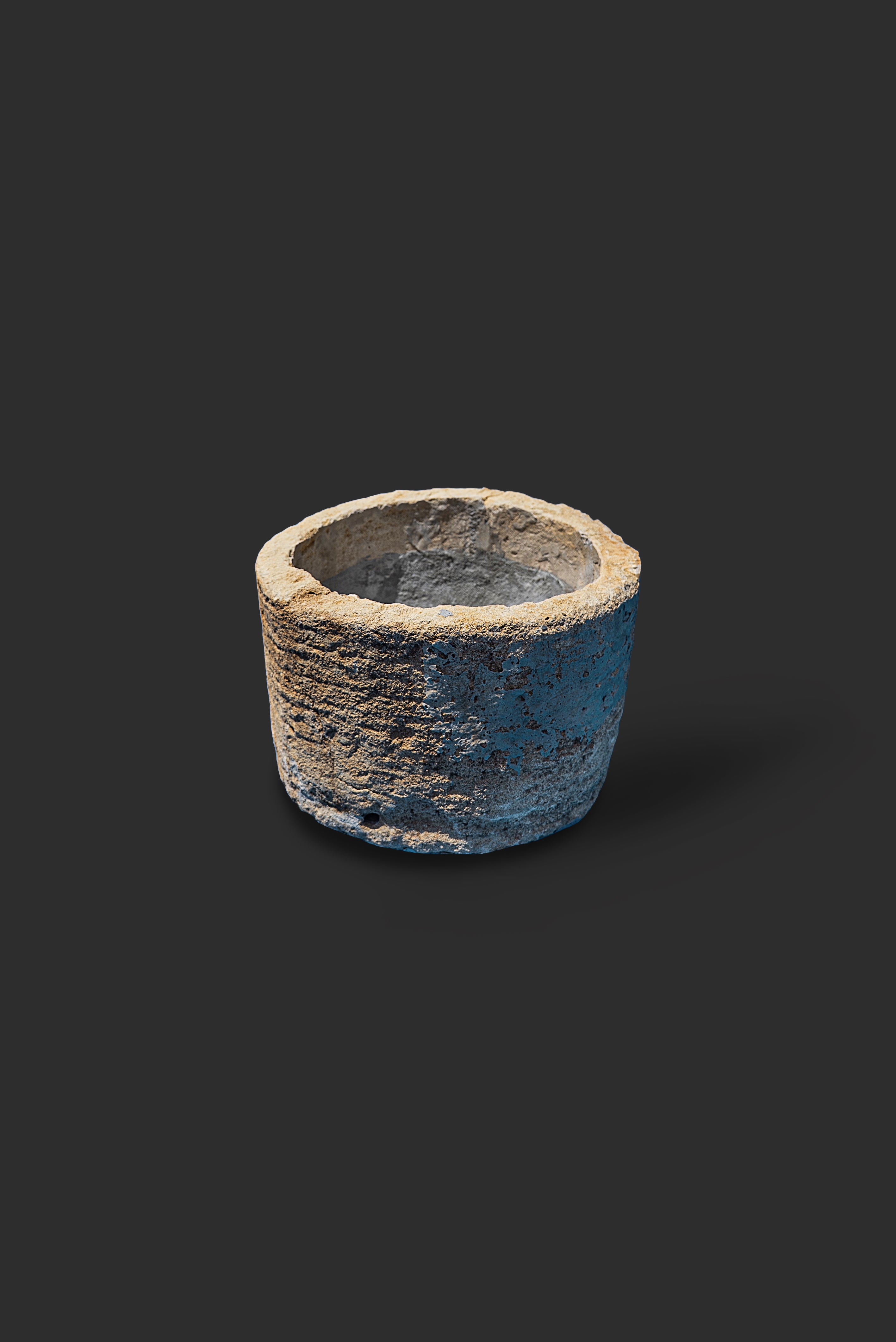 limestone-planter-1038-3