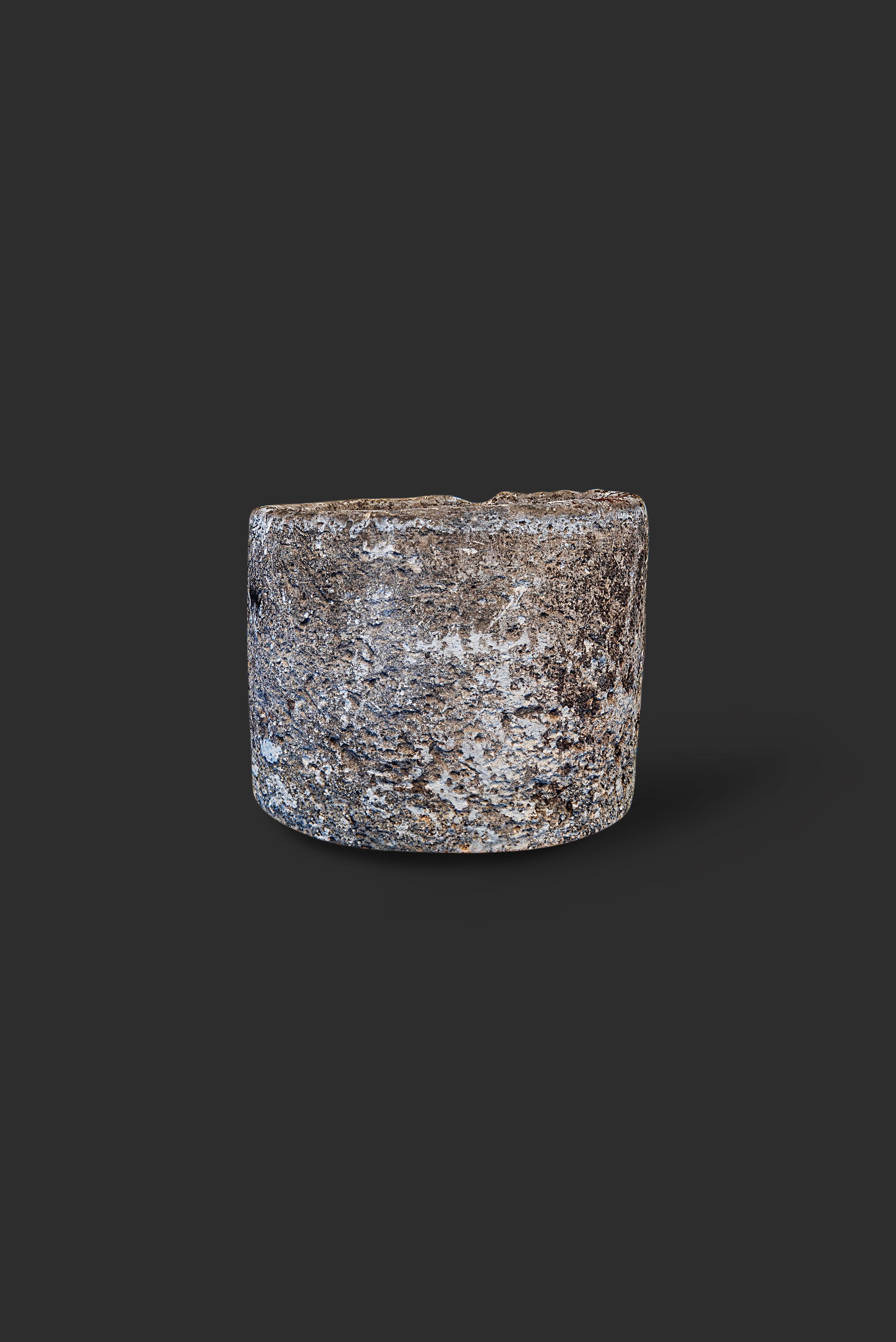 limestone-planter-1005-2