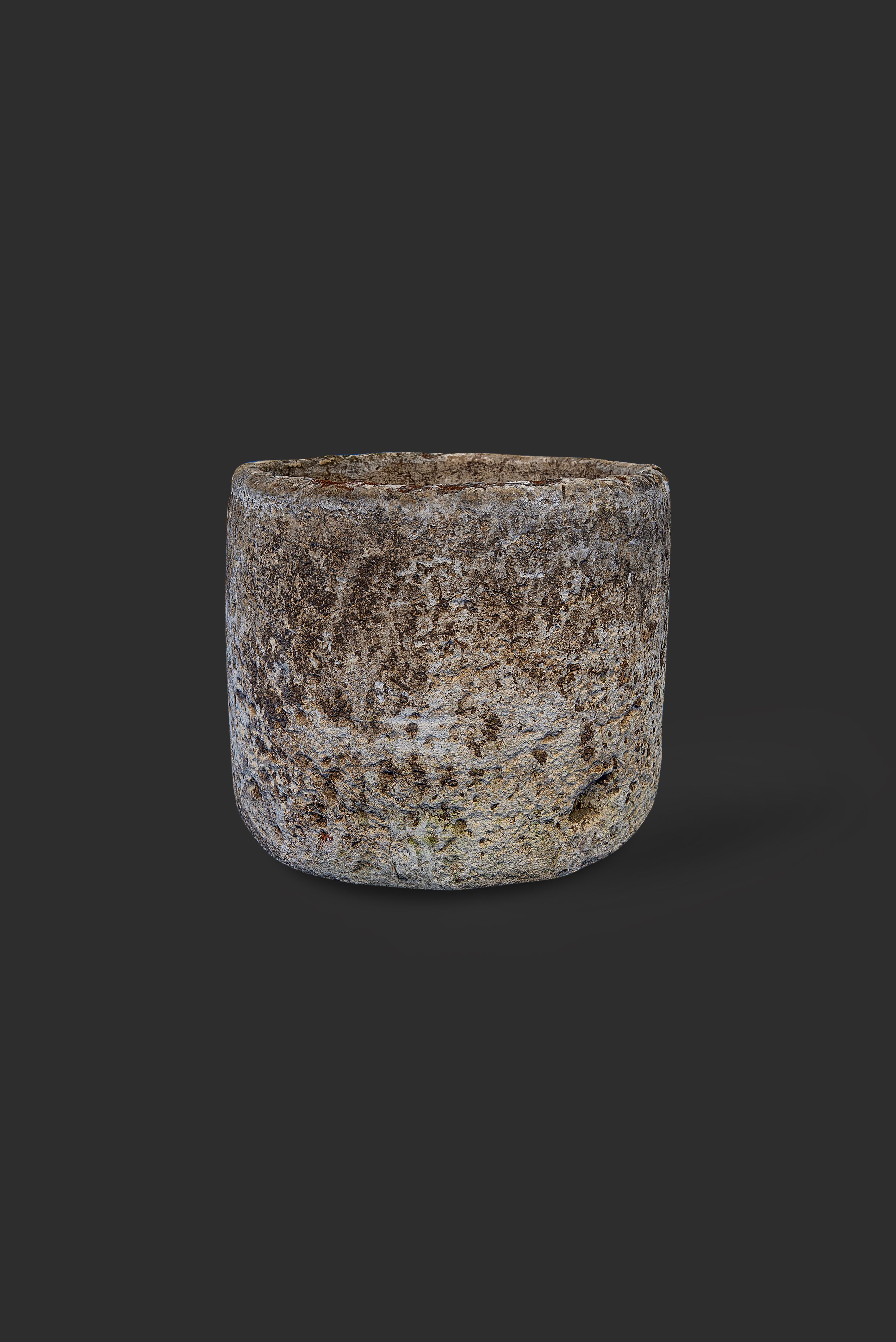 limestone-planter-1005-3