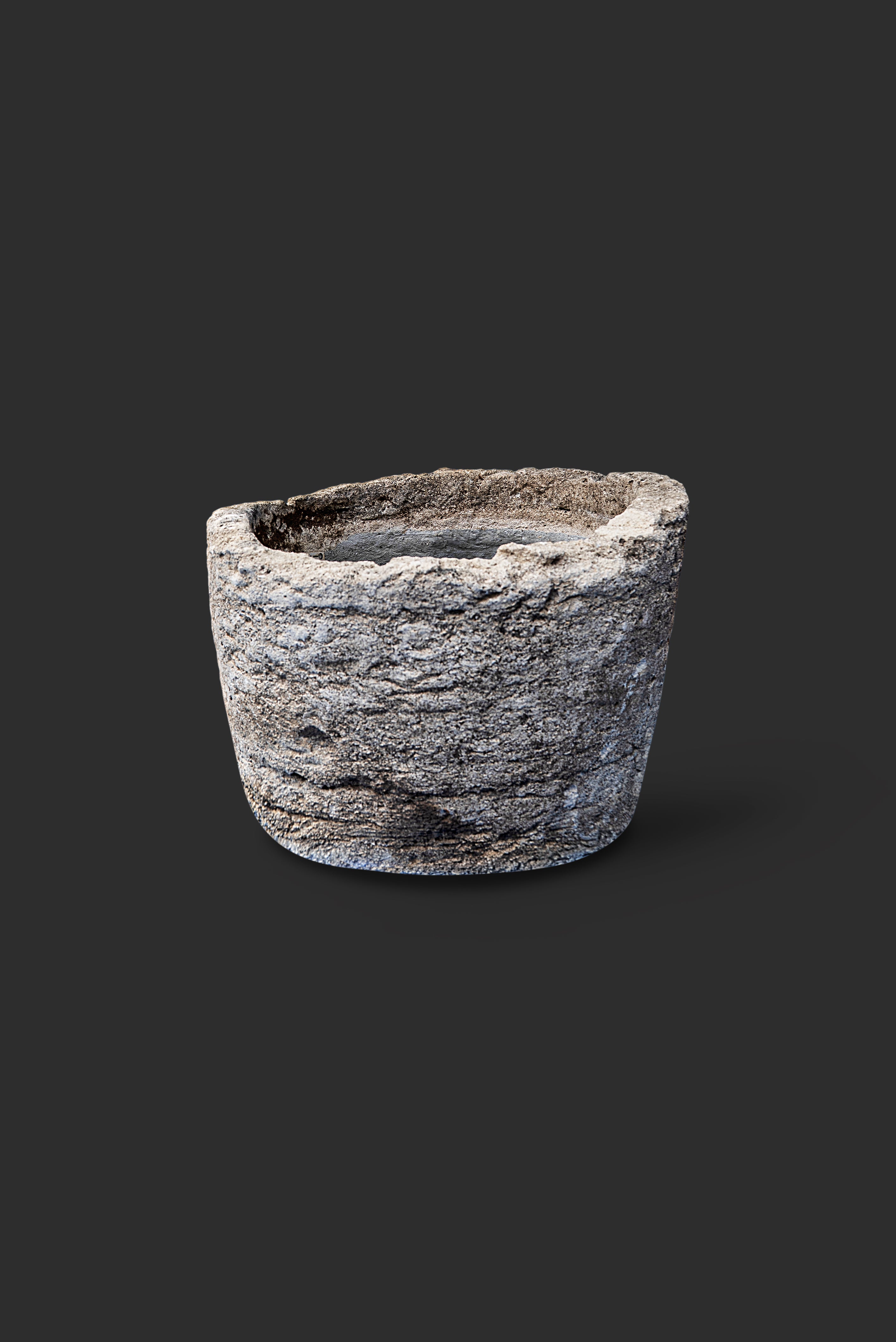 limestone-planter-1059-2
