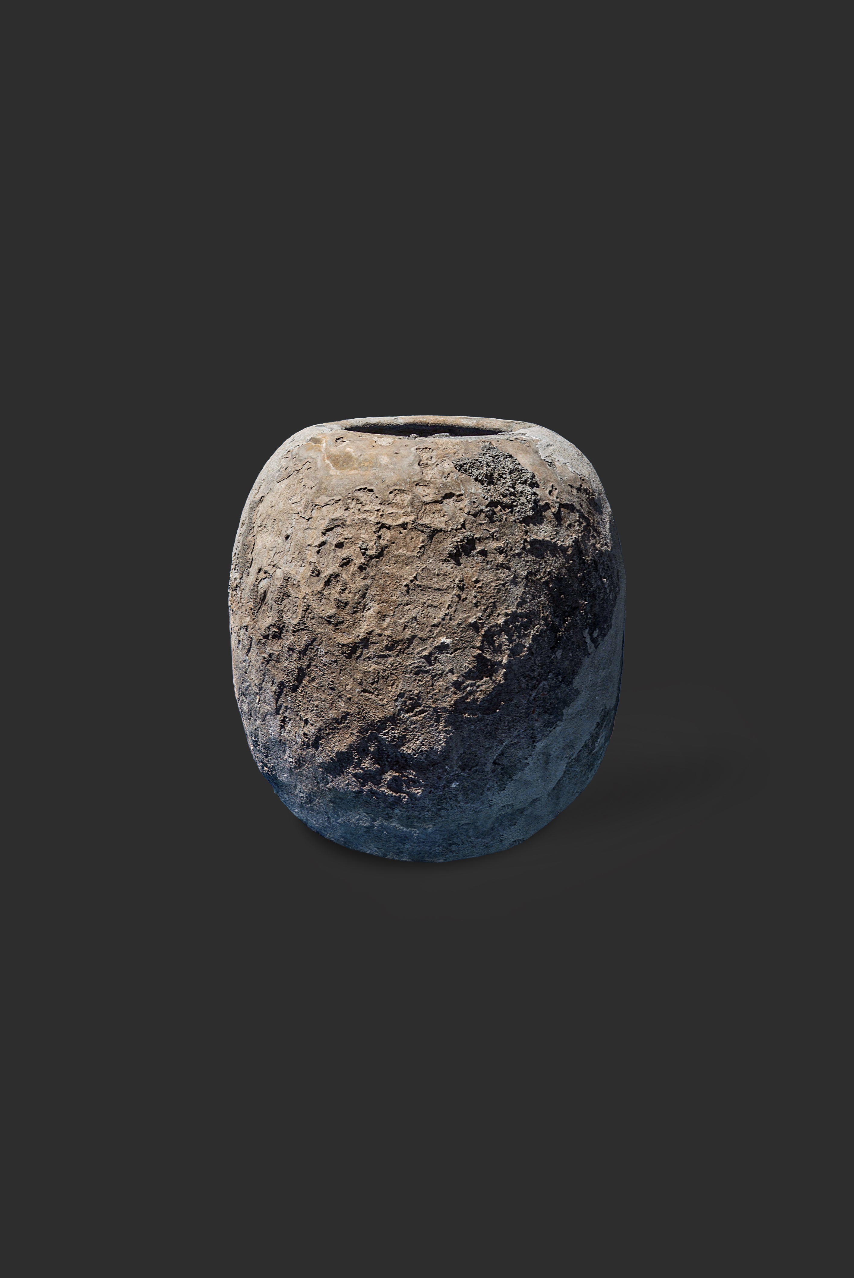 limestone-planter-1062-2