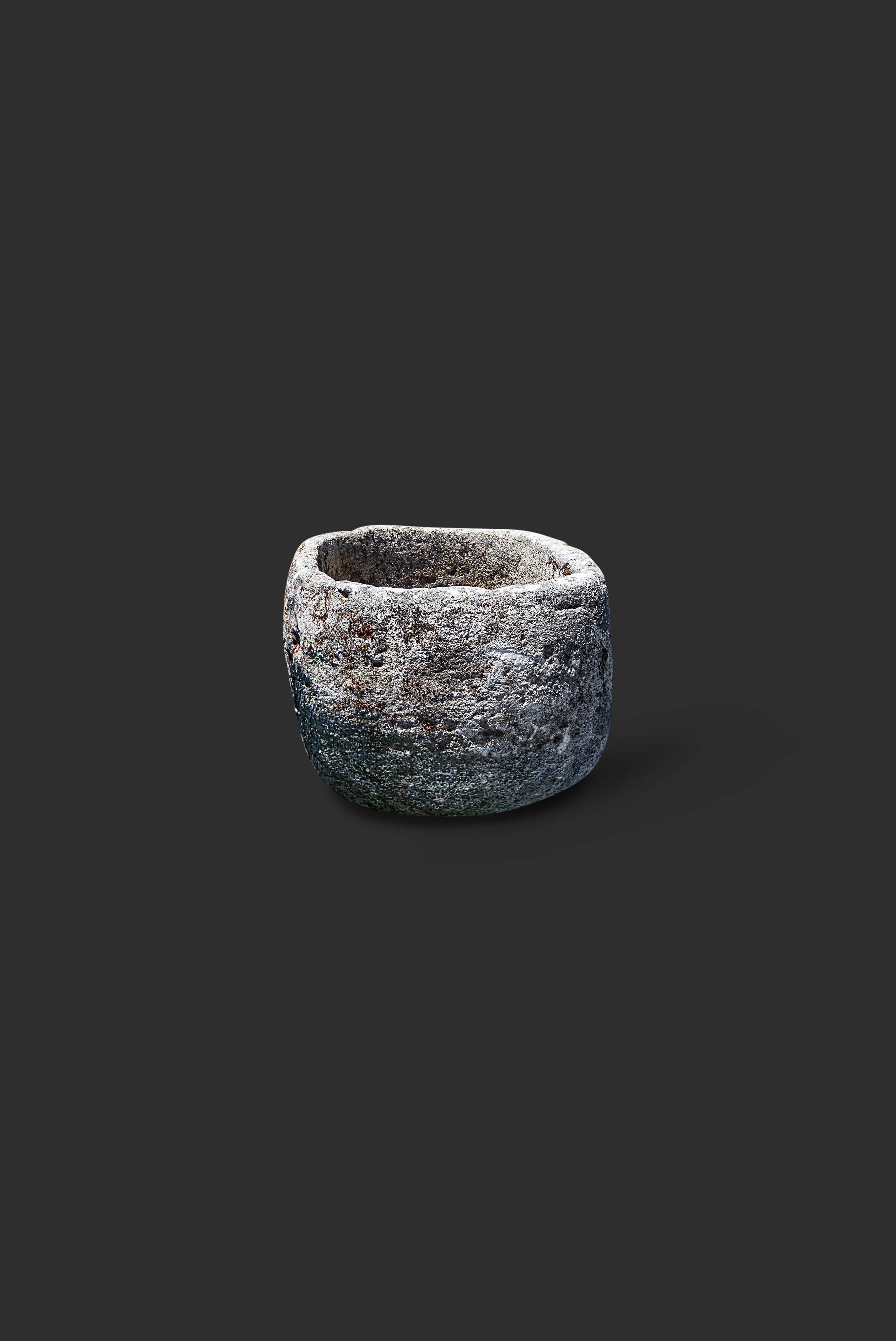 limestone-planter-1063-2