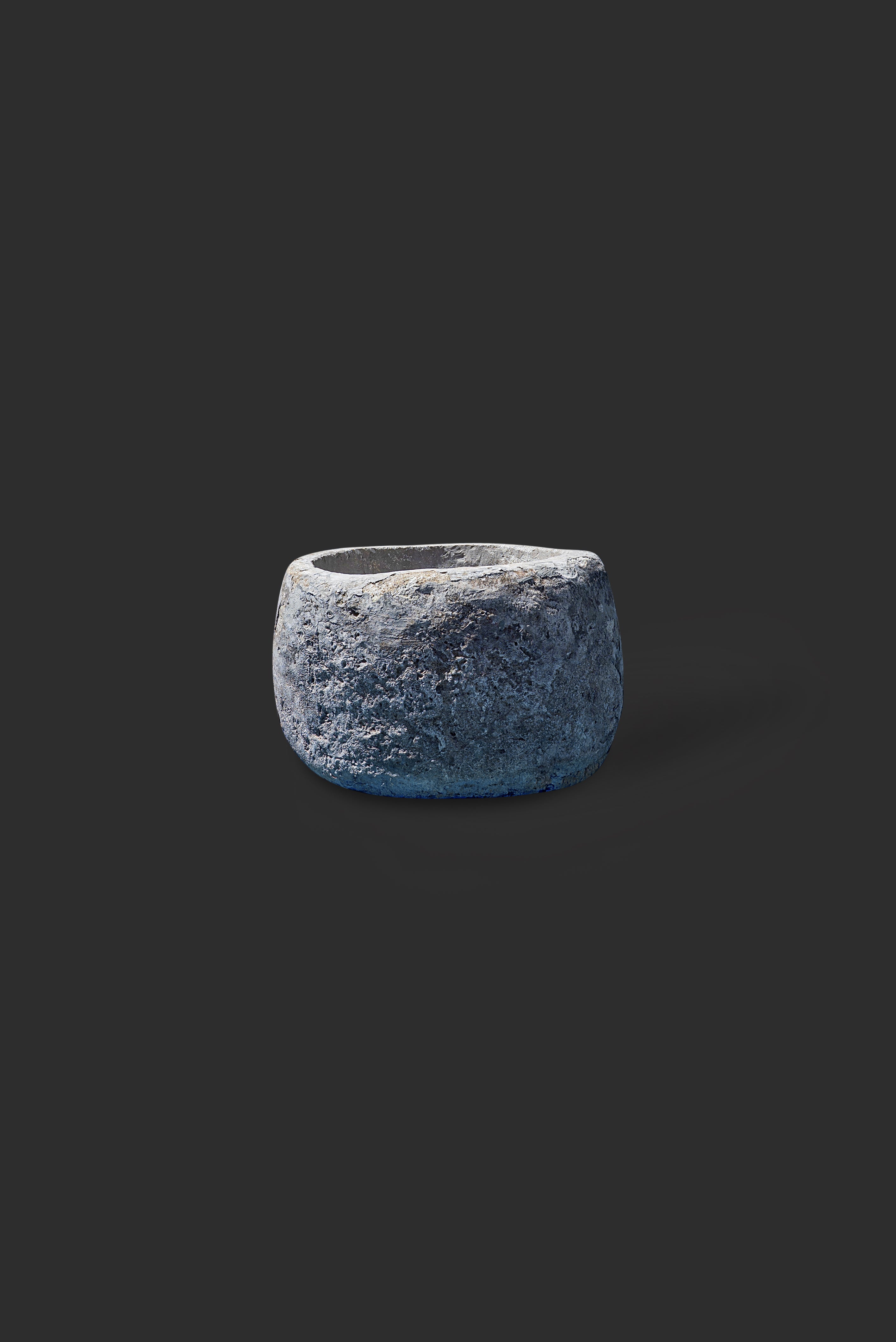 limestone-planter-1065-2