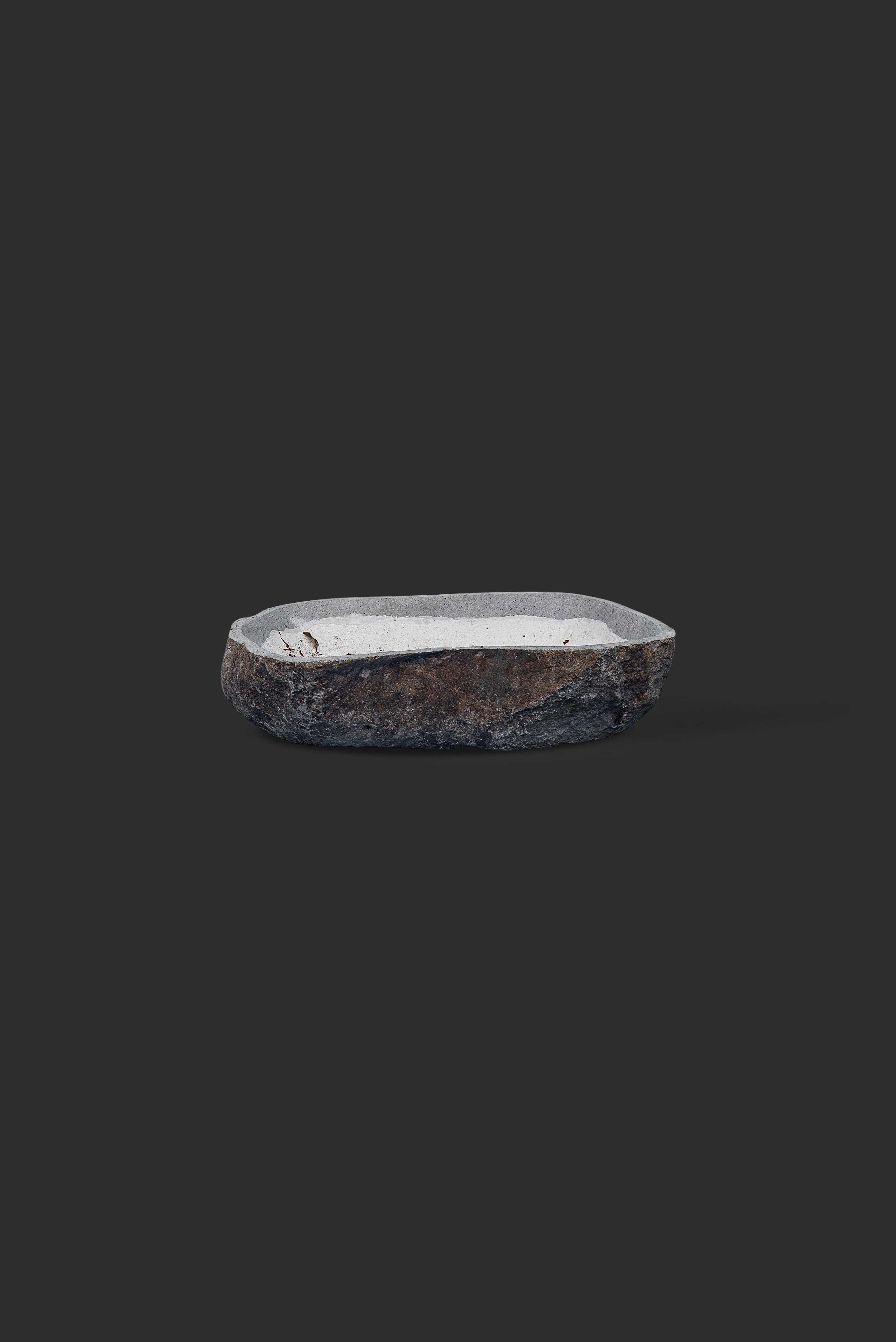 limestone-planter-1074-1