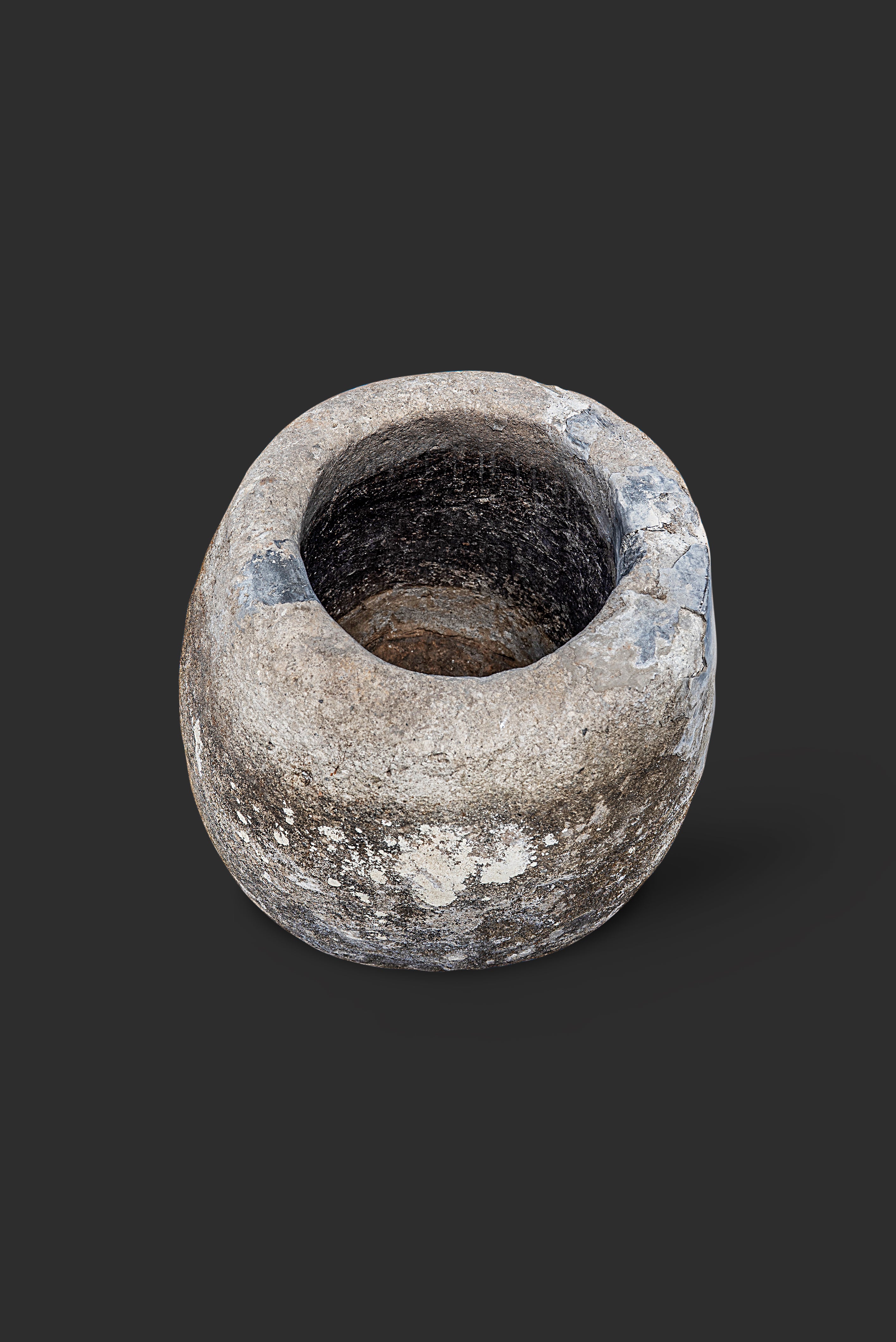 limestone-planter-1082-4