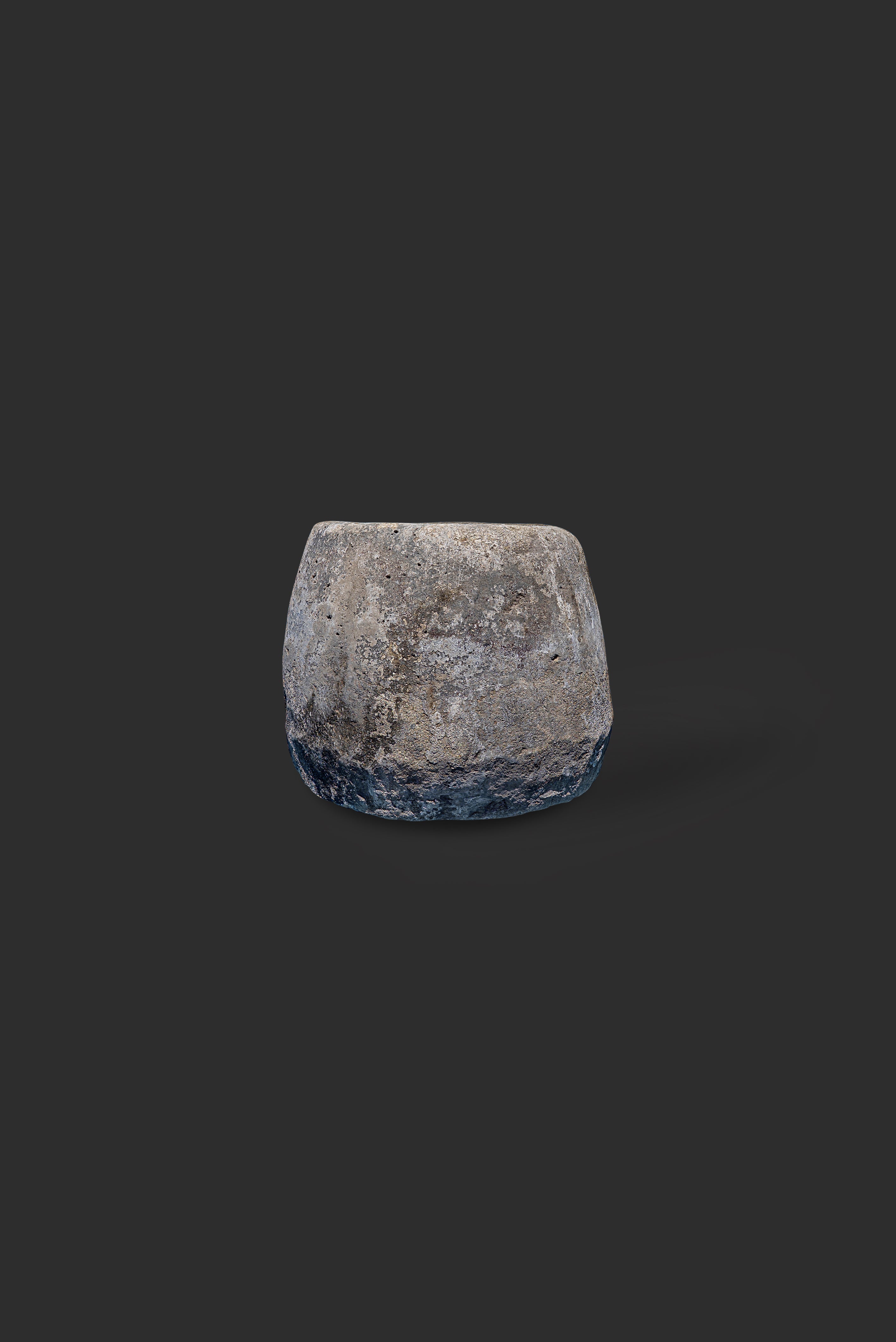 limestone-planter-1085-1