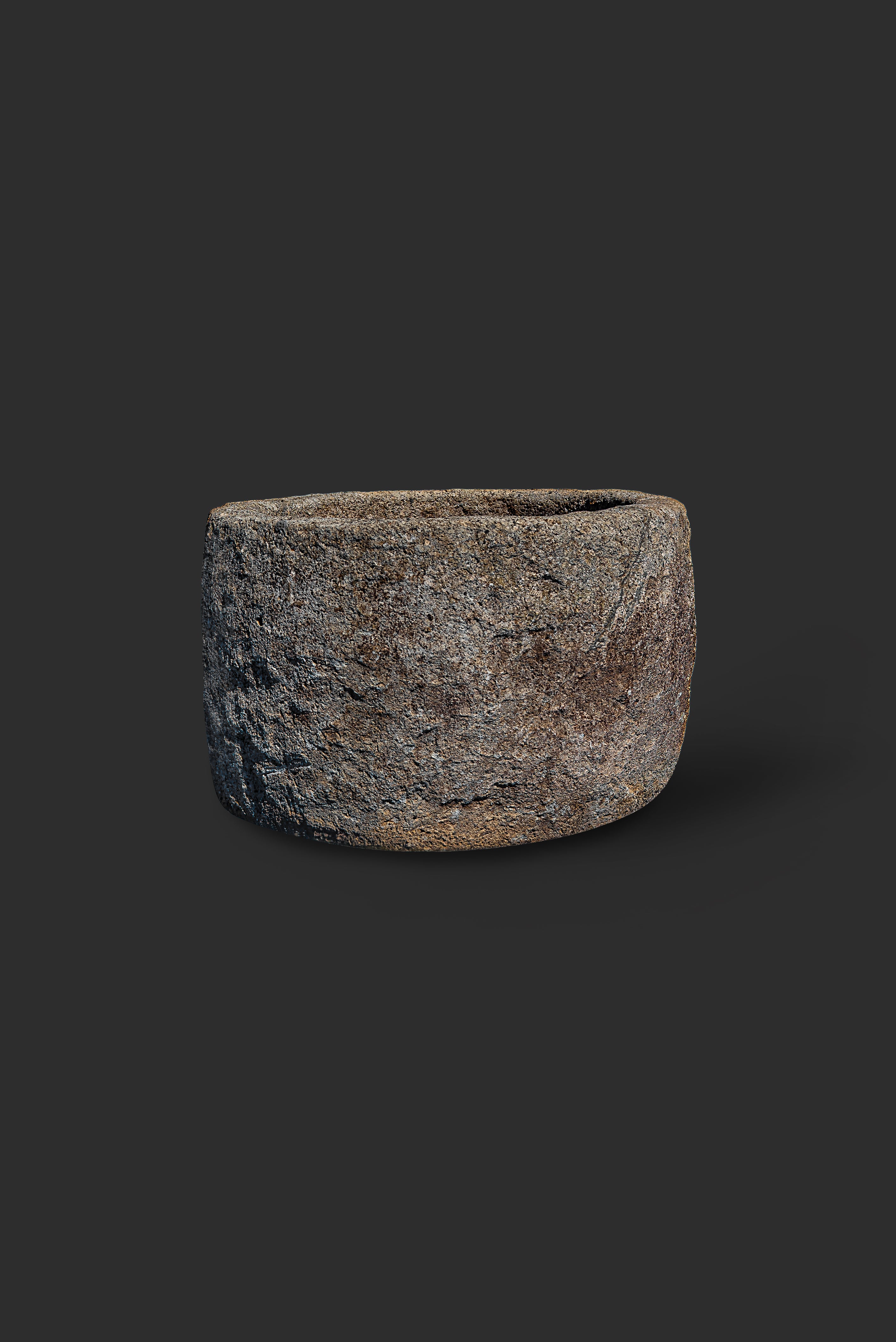 limestone-planter-1009-2