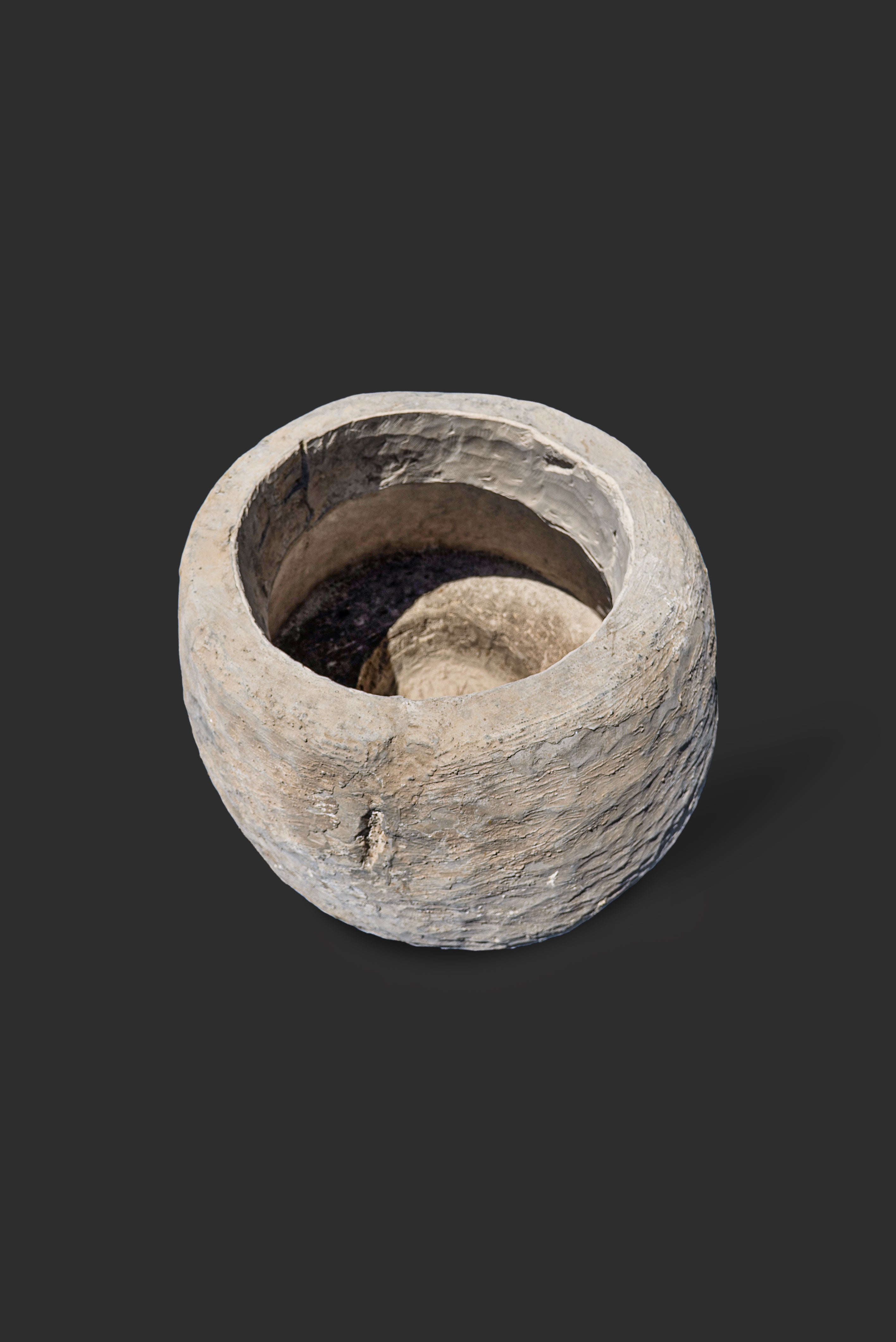 limestone-planter-1089-4