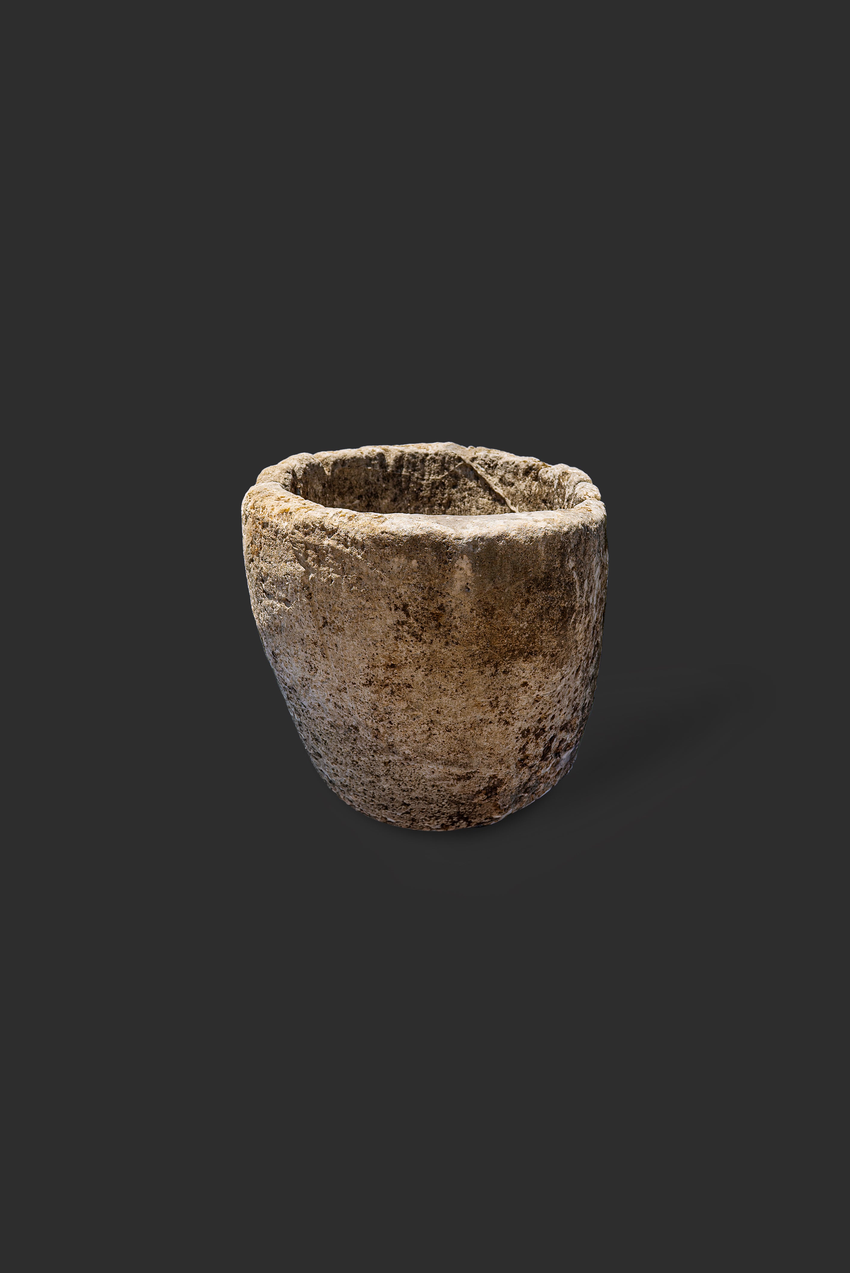 limestone-planter-1090-2