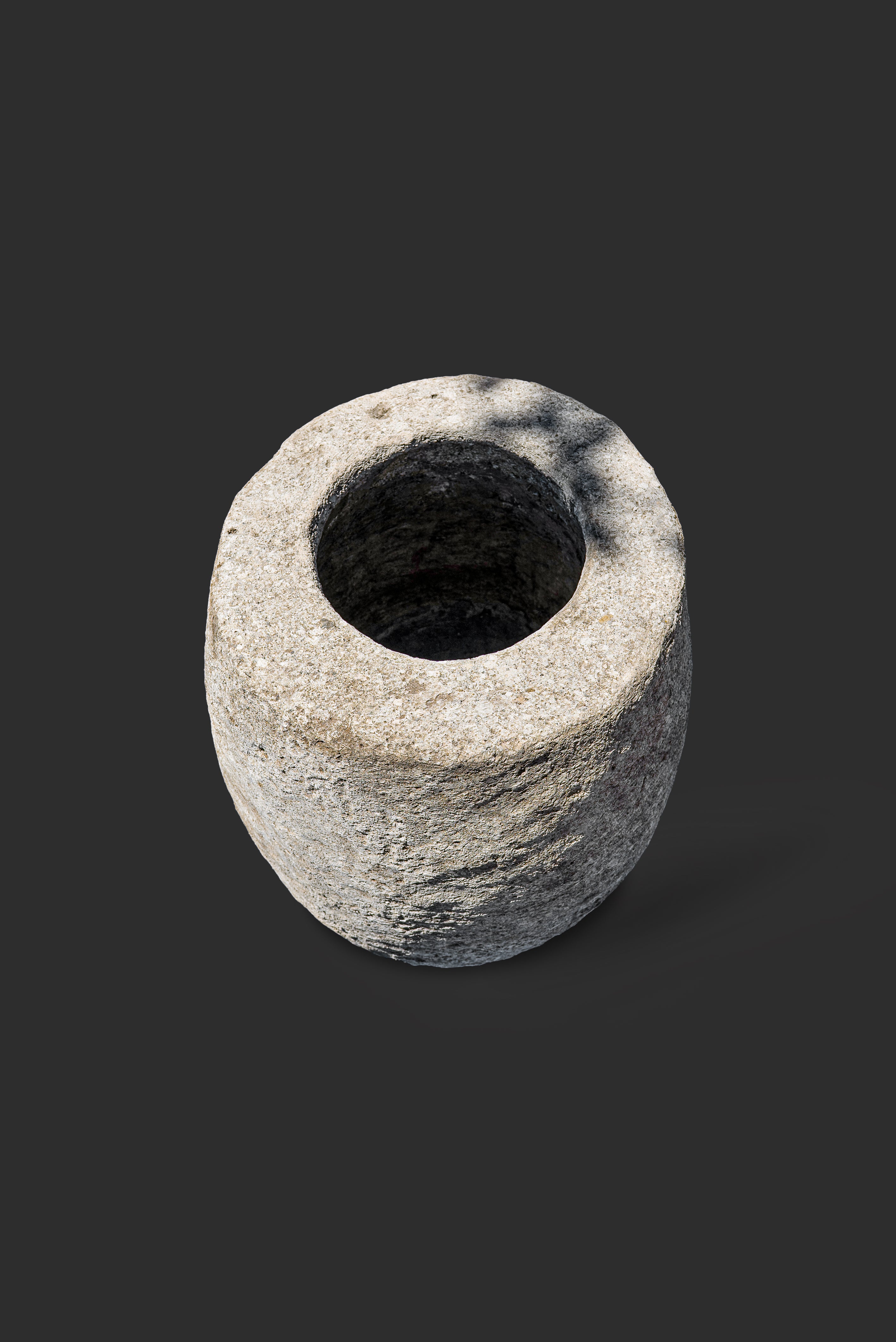limestone-planter-1094-4