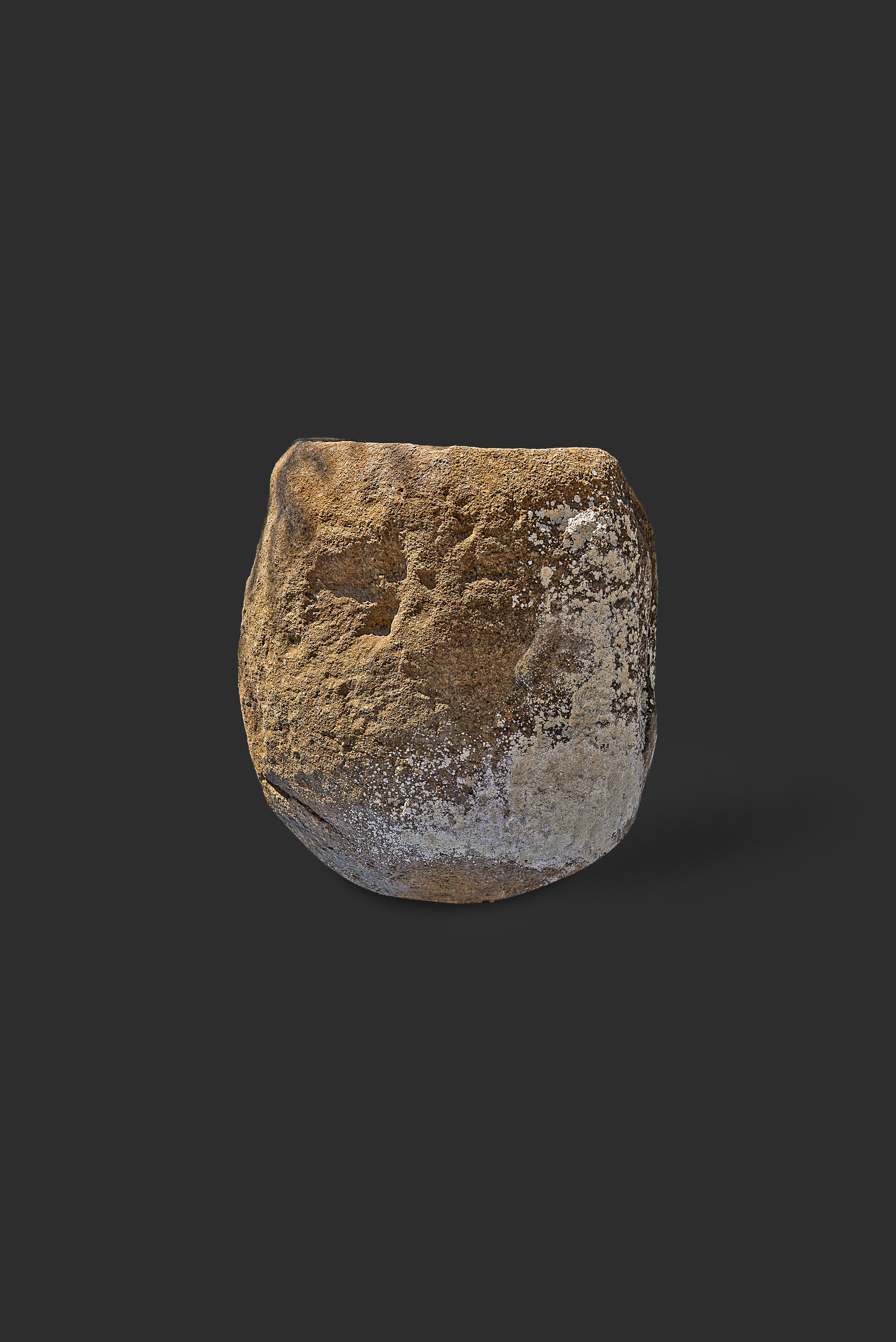 limestone-planter-1099-2