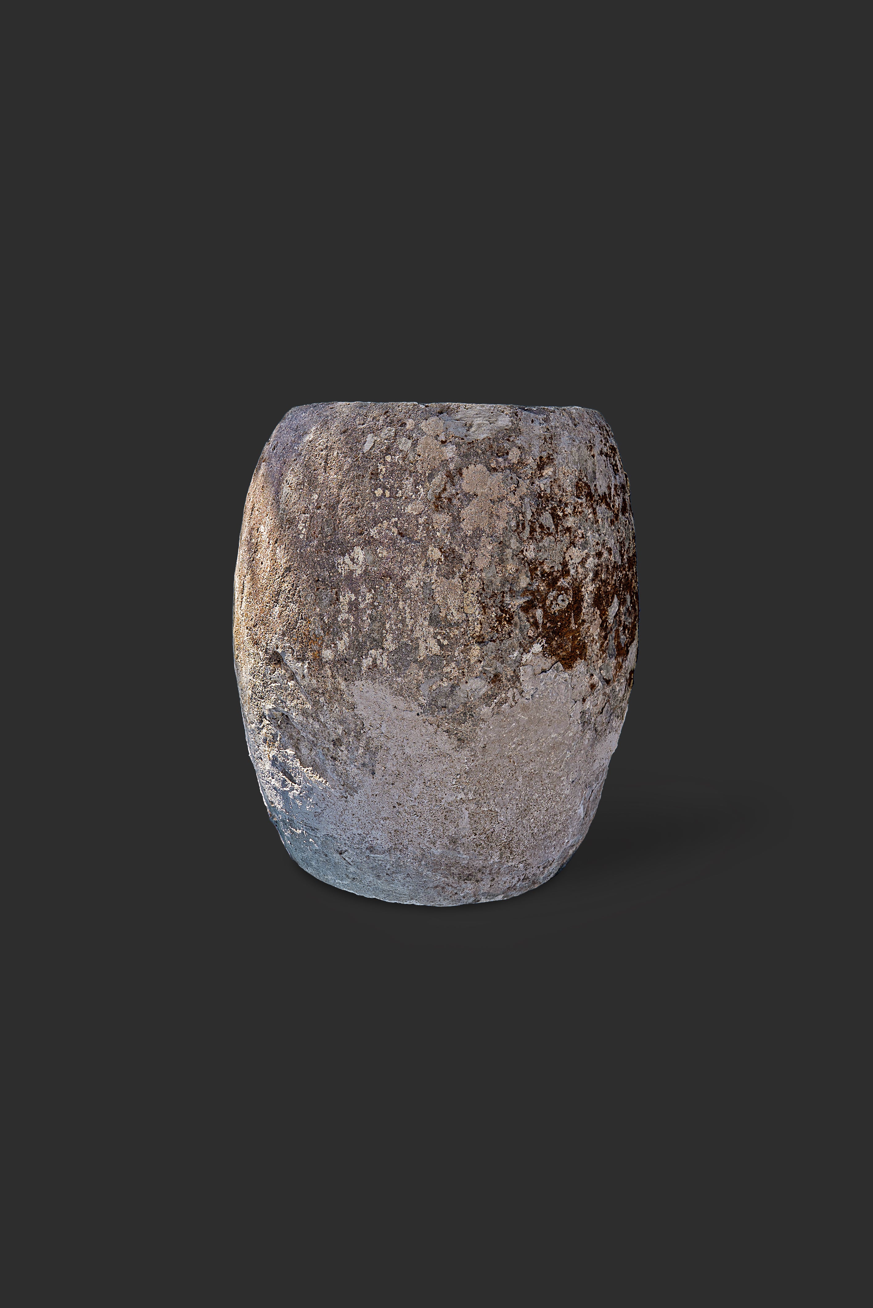 limestone-planter-1101-1