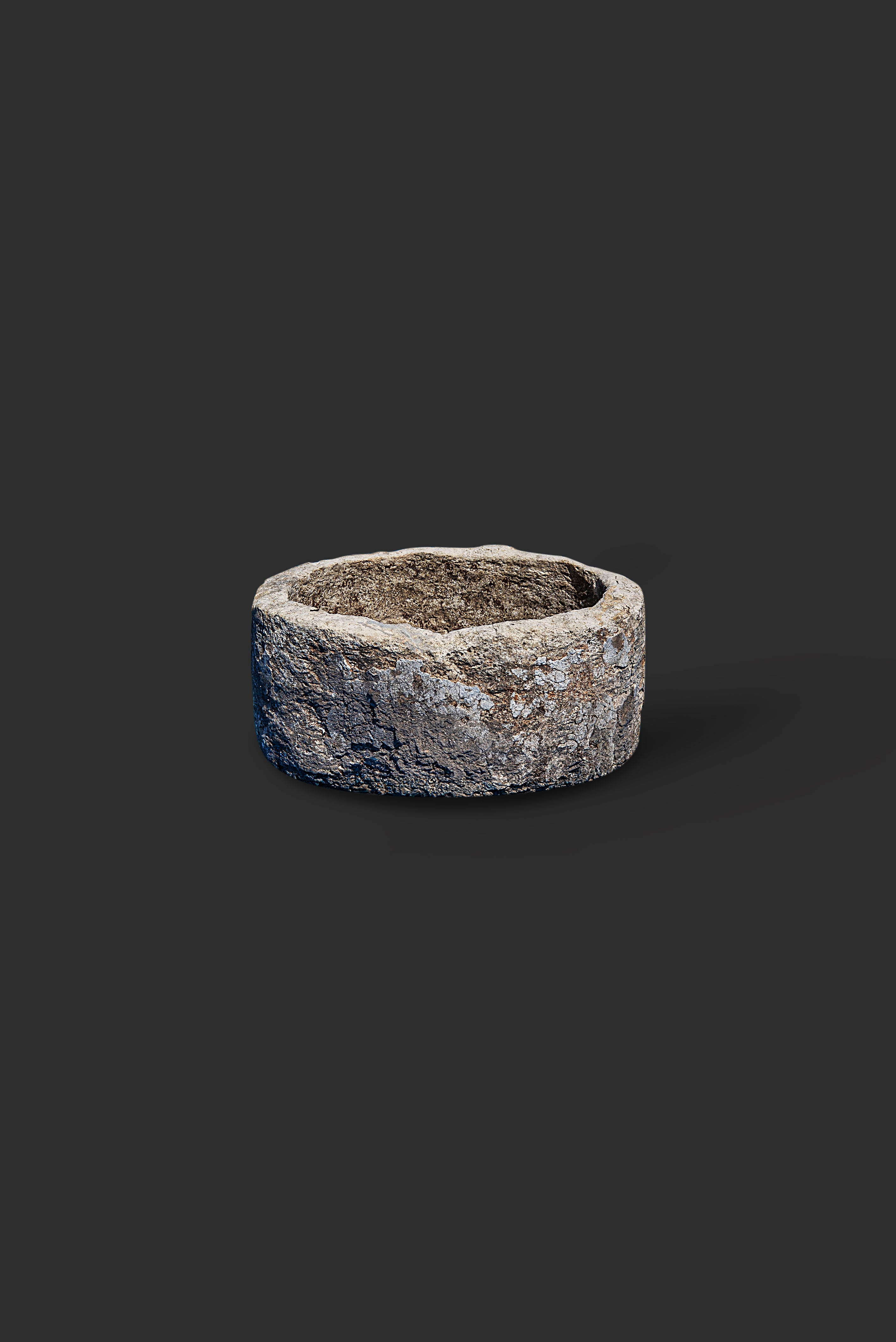 limestone-planter-1014-1