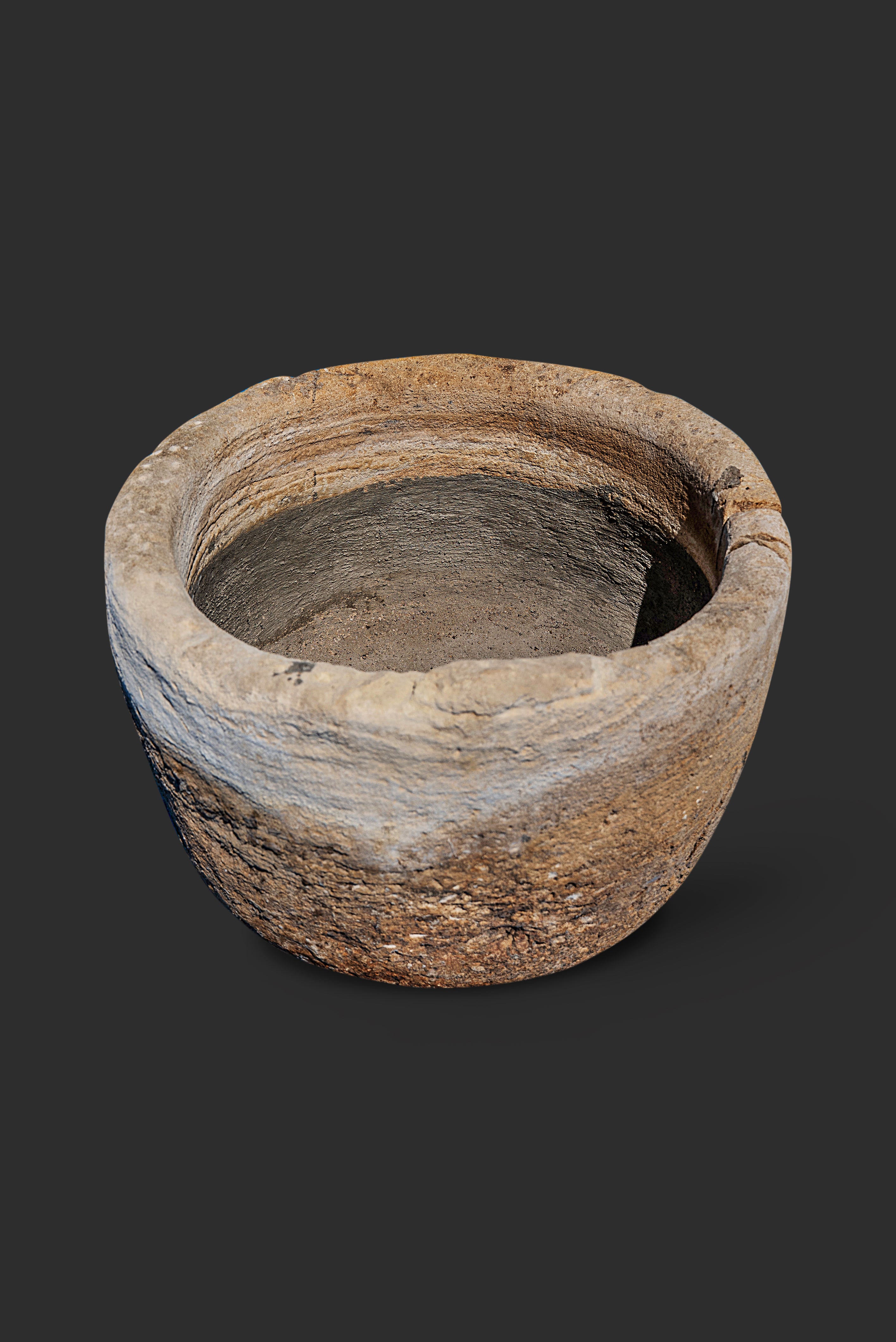 limestone-planter-1017-4