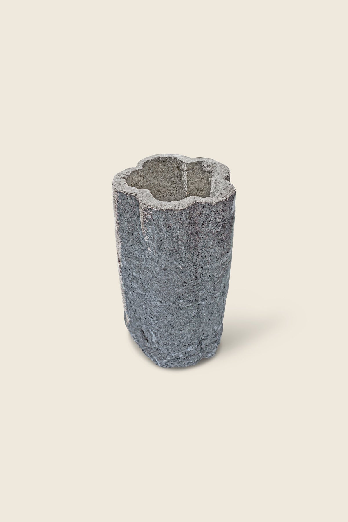 Limestone 2062 planter