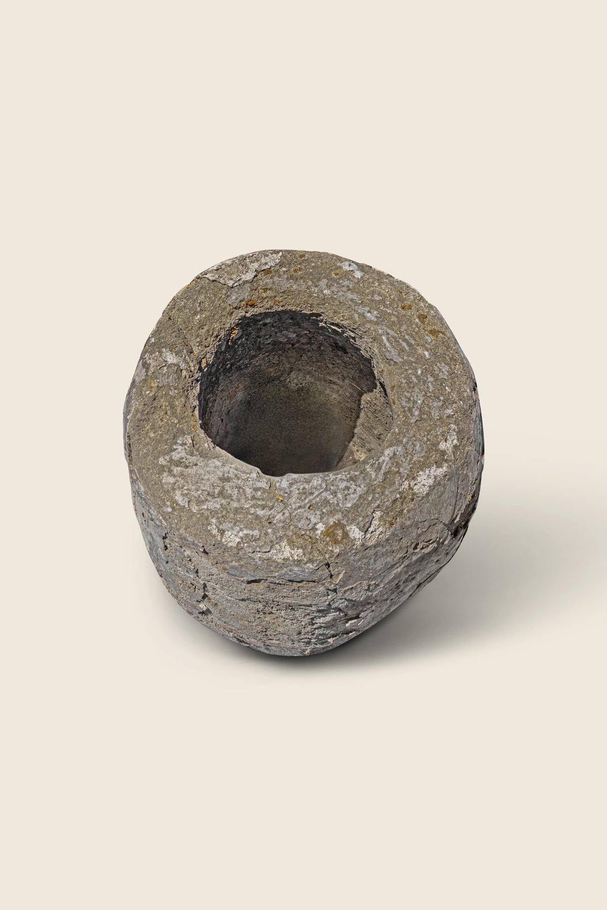Limestone 2067 planter